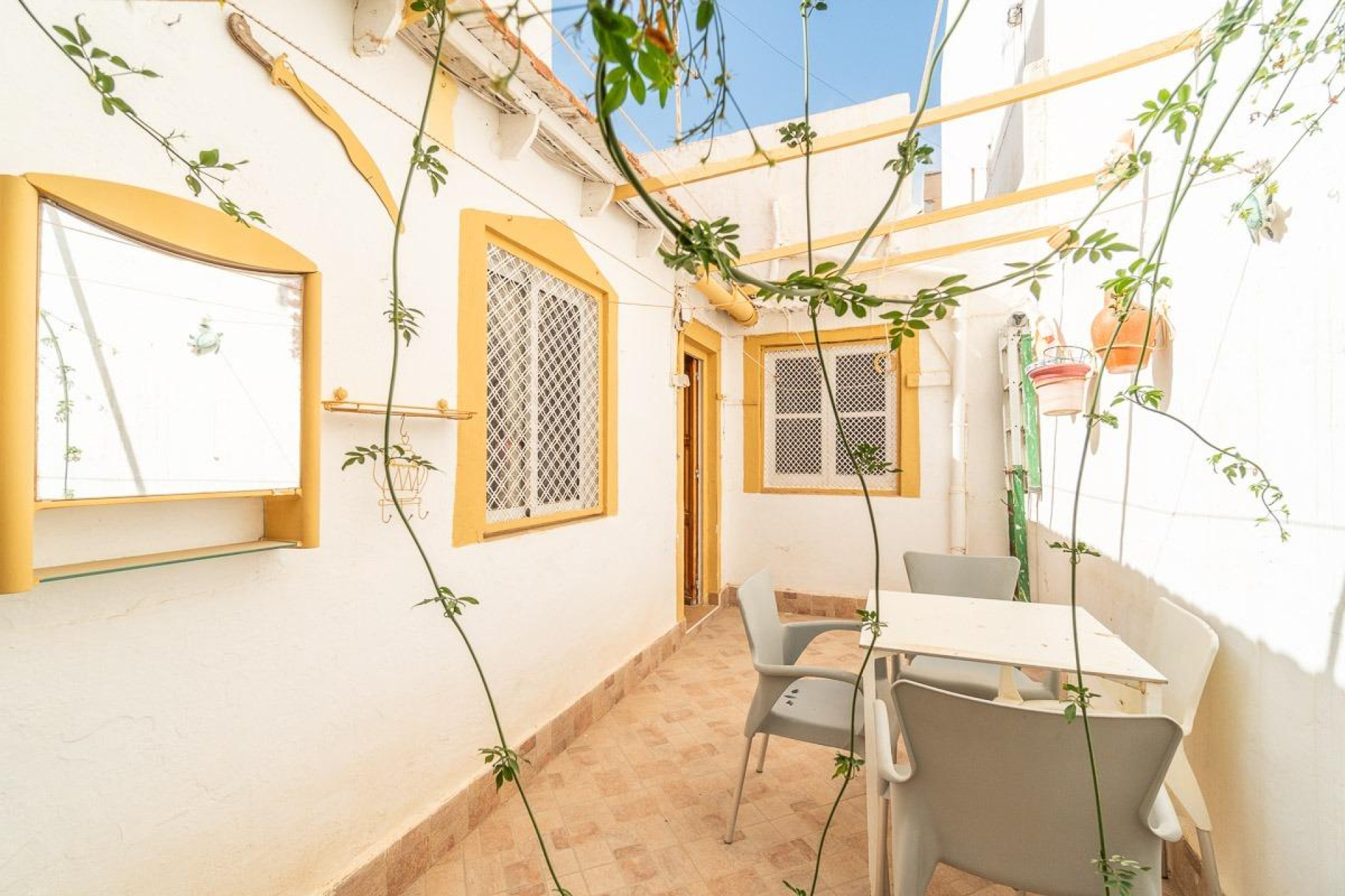 Resale - Bungalow - Torrevieja