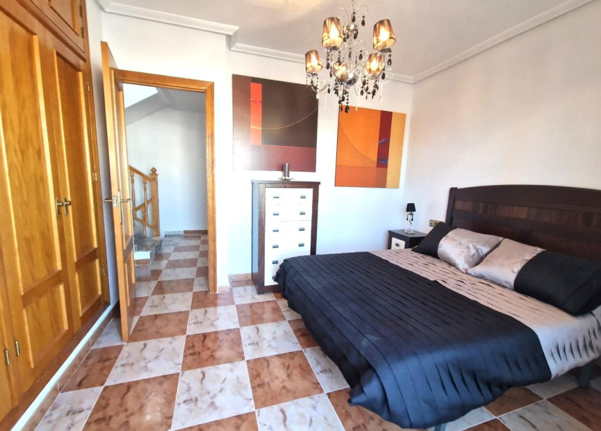 Resale - Casa Tipo Dúplex - Orihuela Costa