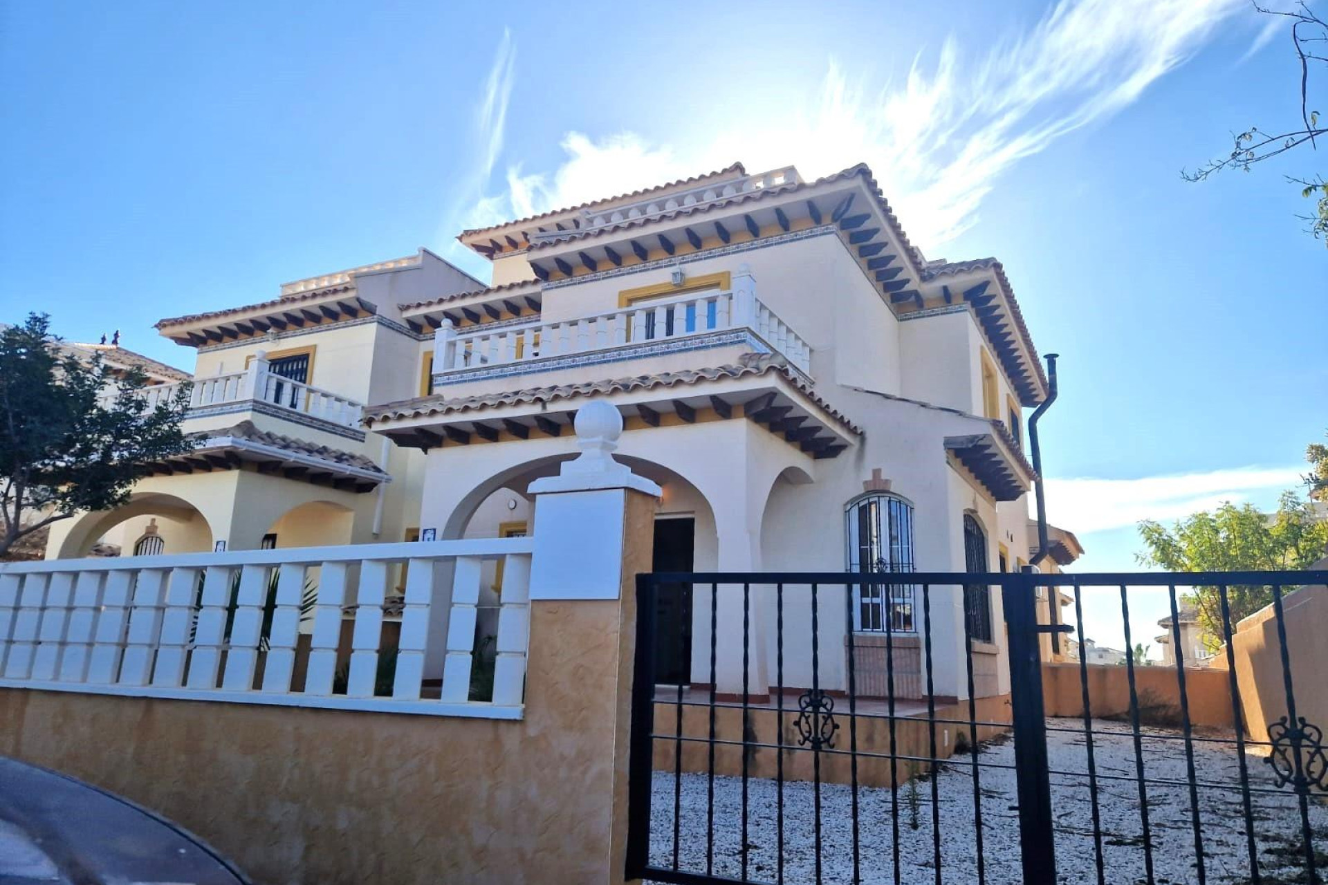 Resale - Casa Tipo Dúplex - Orihuela Costa