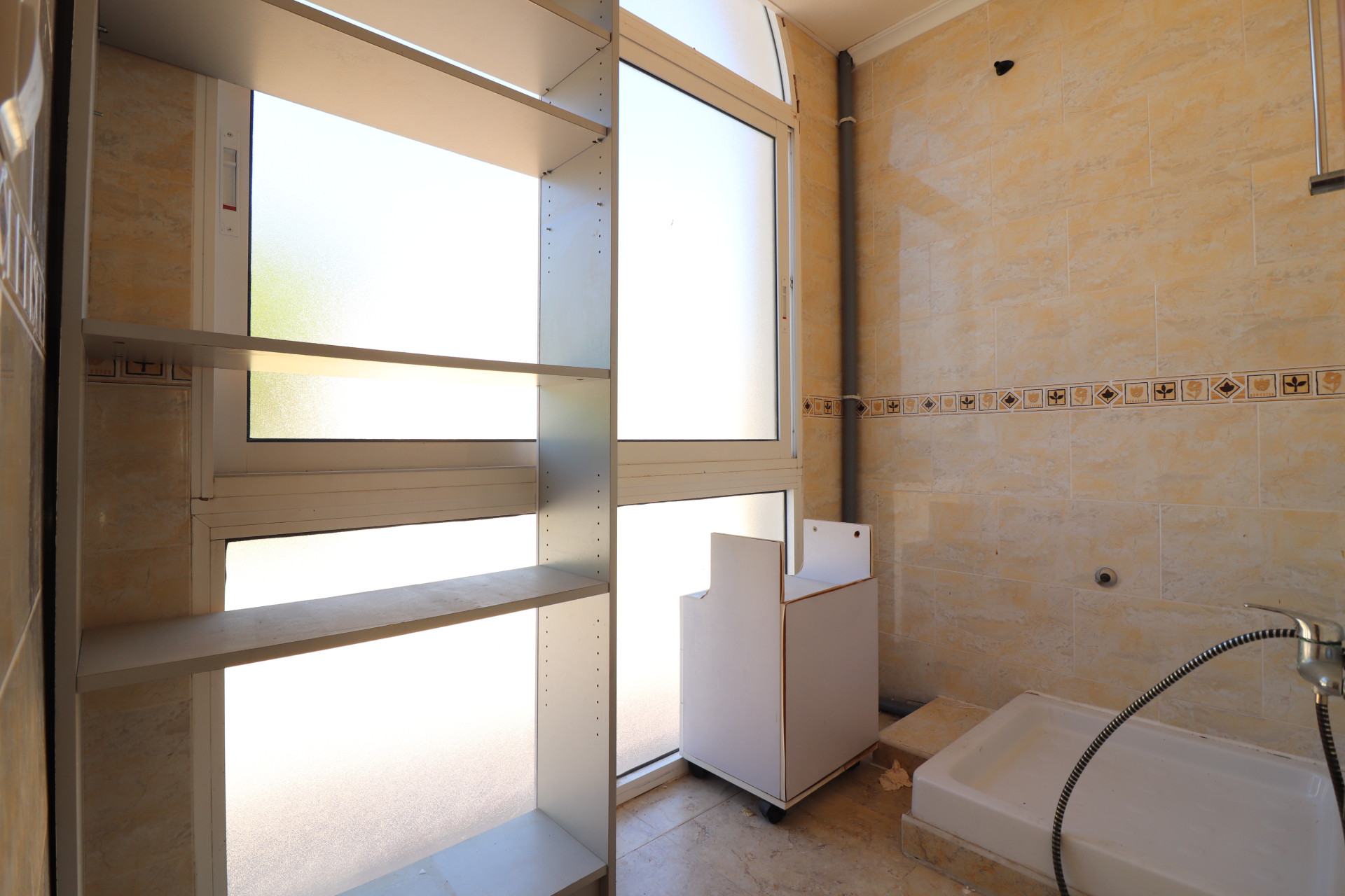 Resale - Commercial property - Algorfa - Costa Blanca South