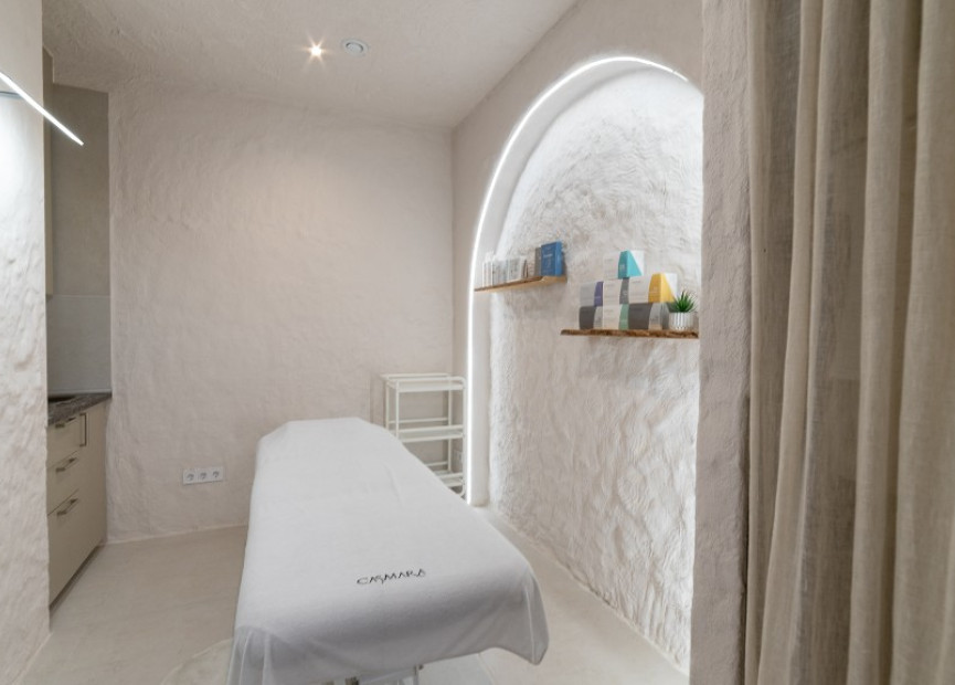 Resale - Commercial property - Alicante - Costa Blanca North