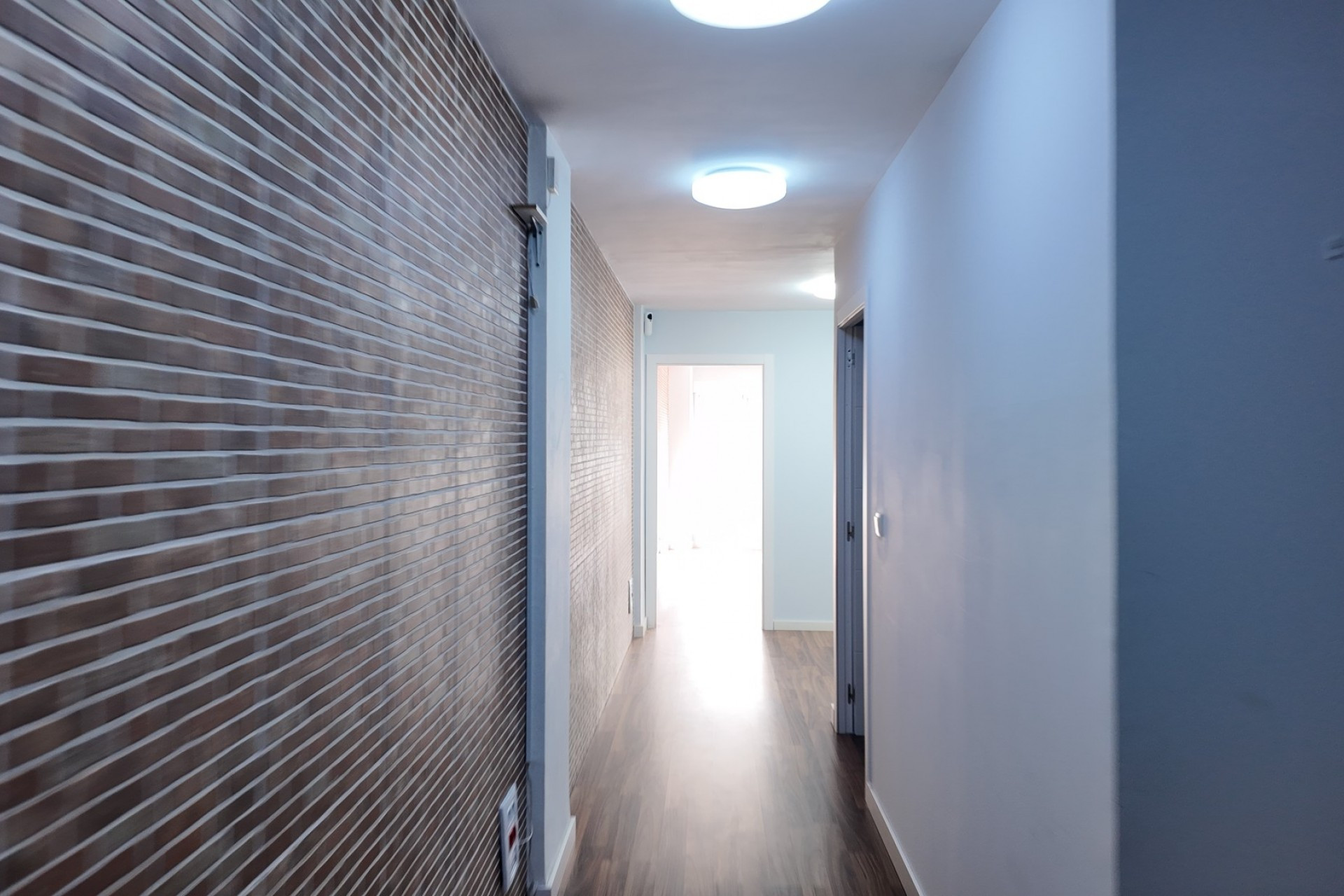 Resale - Commercial property - Alicante - Costa Blanca North