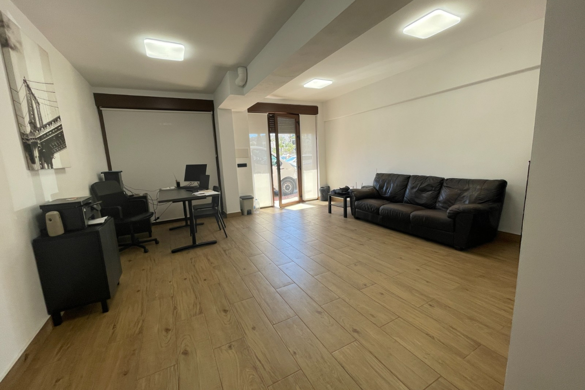 Resale - Commercial property - Guardamar del Segura - Comunidad Valenciana