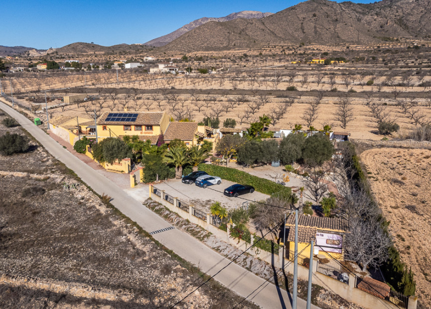 Resale - Commercial property - Hondón de las Nieves - Costa Blanca South