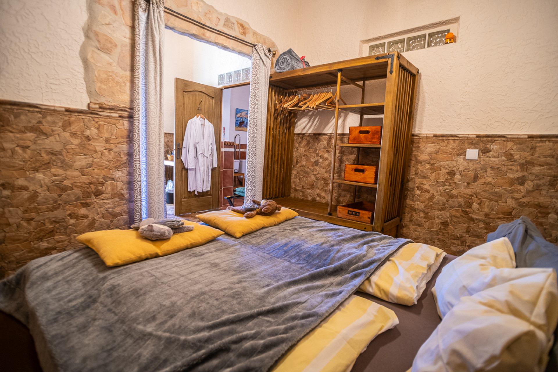 Resale - Commercial property - Hondón de las Nieves - Costa Blanca South