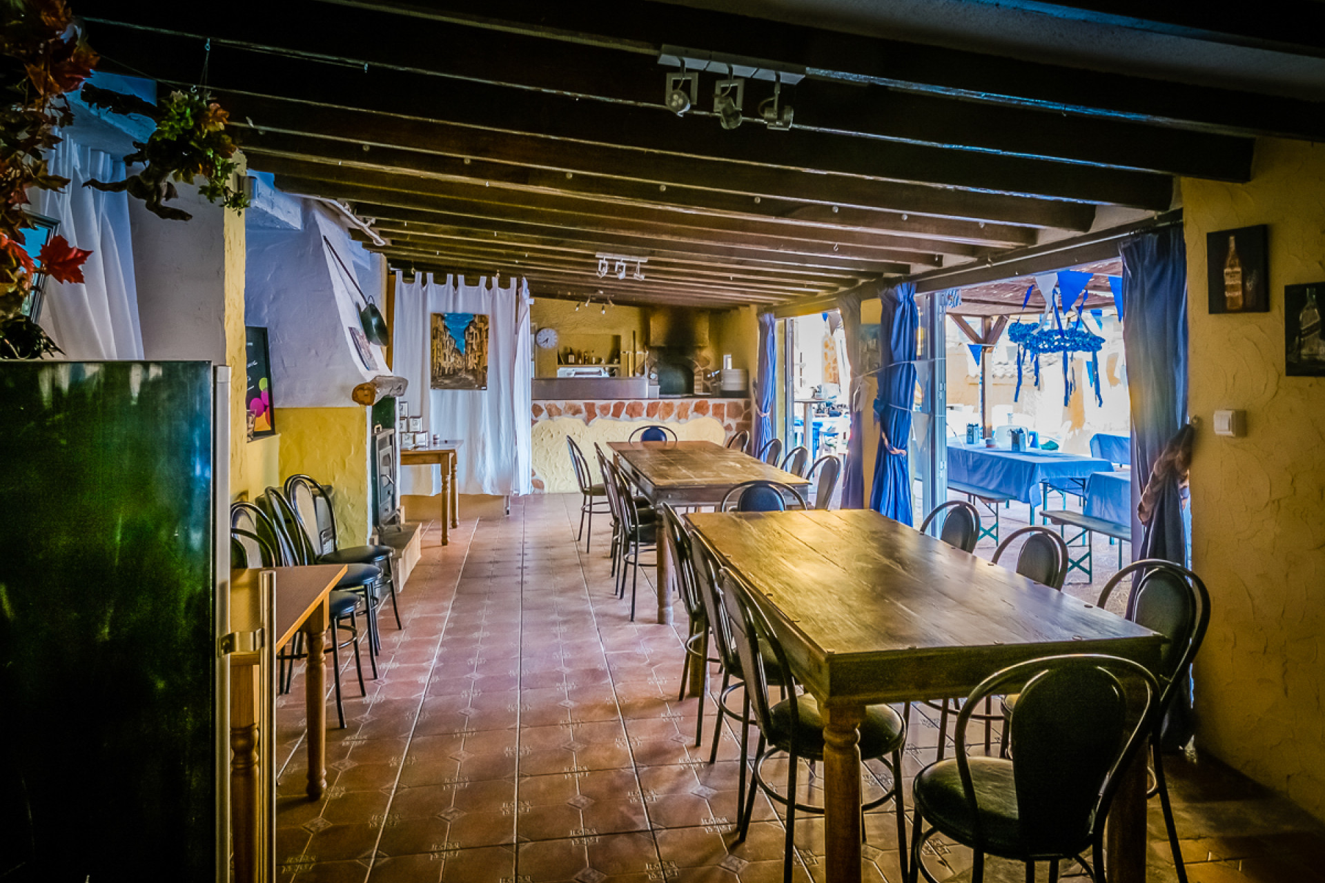 Resale - Commercial property - Hondón de las Nieves - Costa Blanca South