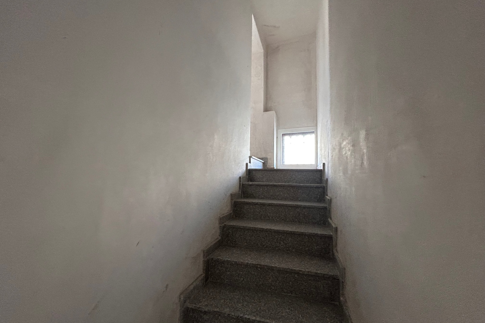 Resale - Commercial property - Jacarilla - Costa Blanca South