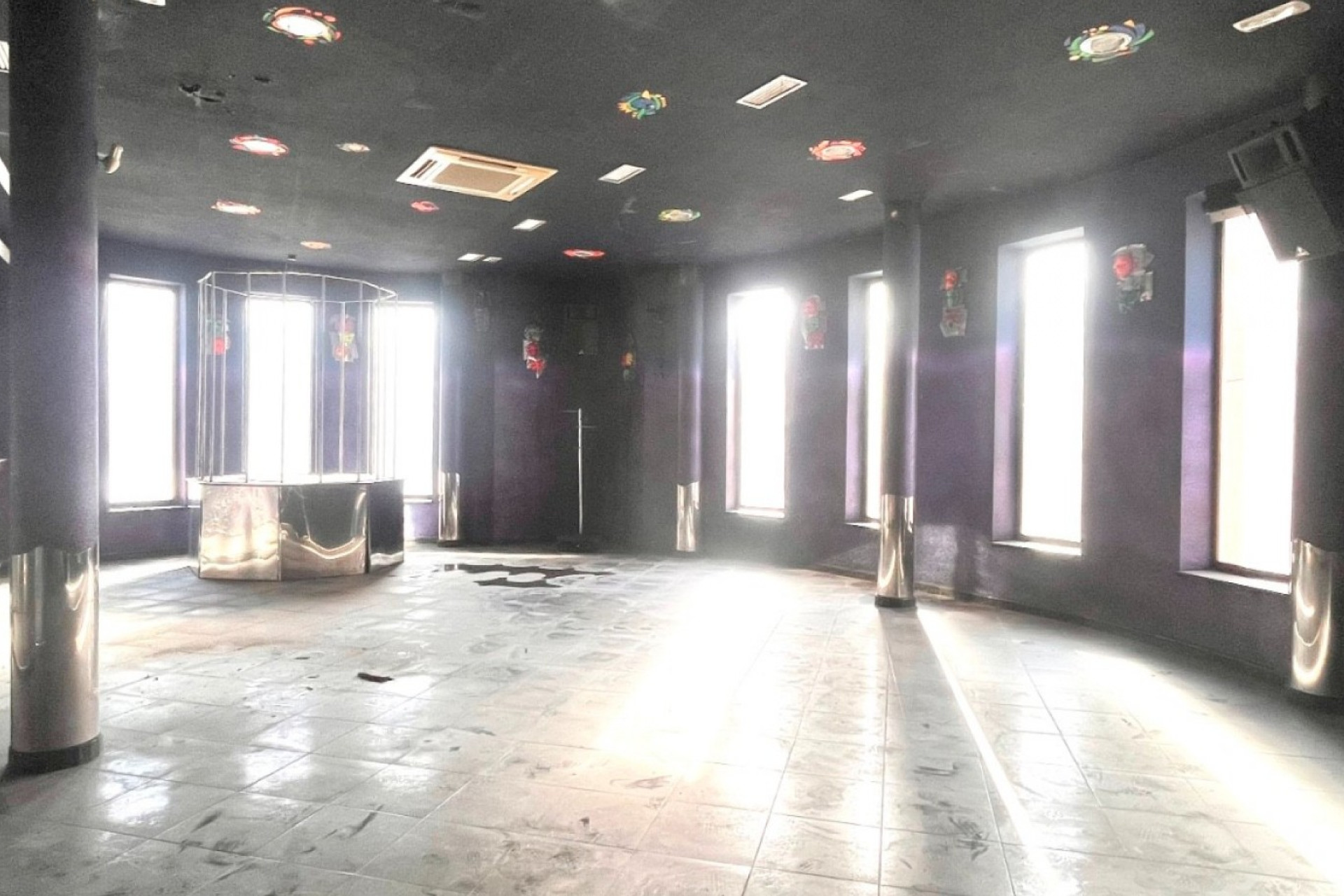 Resale - Commercial property - Torrevieja - Costa Blanca South