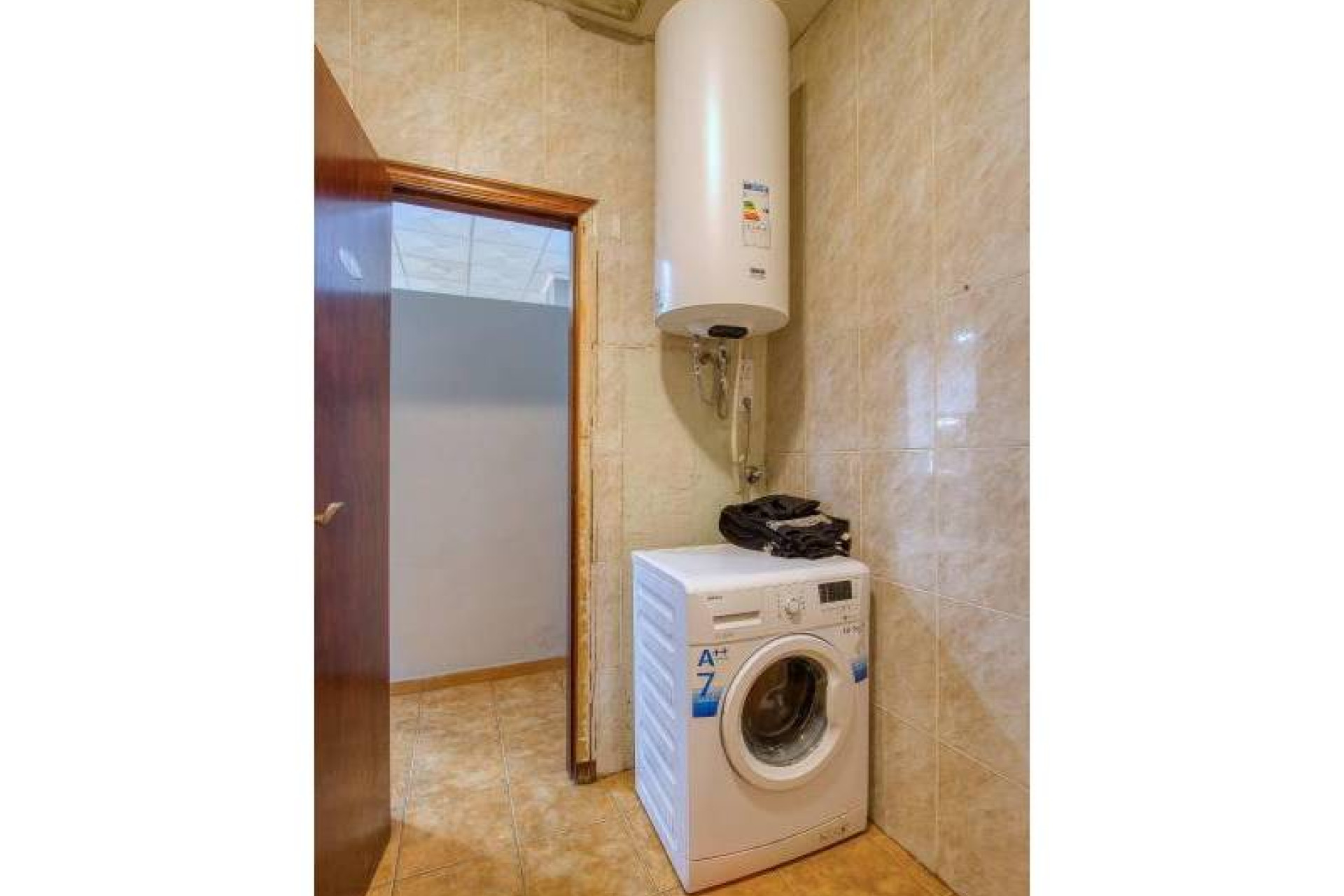 Resale - Commercial property - Torrevieja - Costa Blanca South