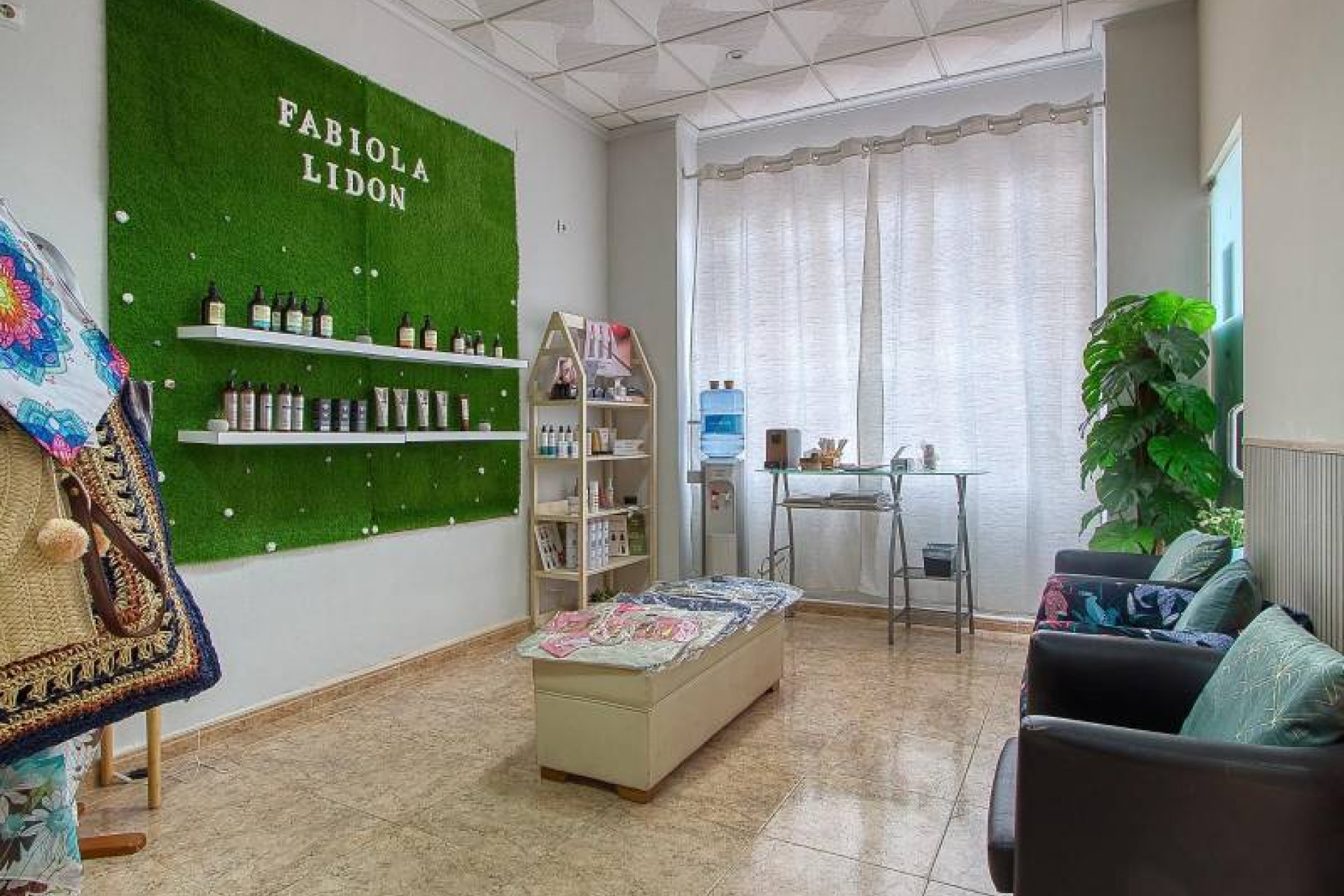 Resale - Commercial property - Torrevieja - Costa Blanca South