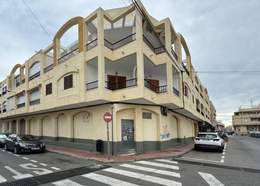 Resale - Commercial property - Torrevieja - Costa Blanca South