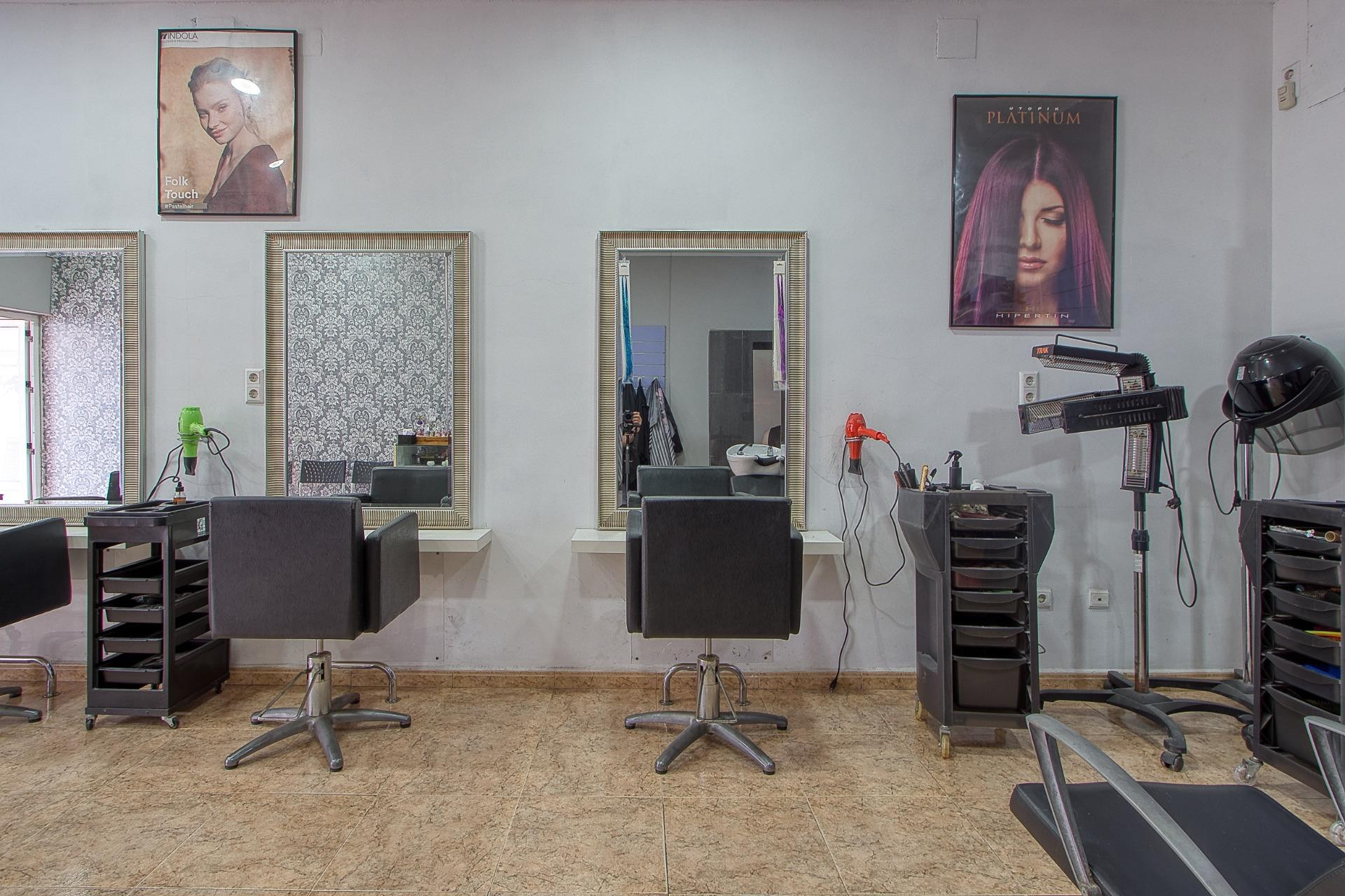 Resale - Commercial property - Torrevieja - Costa Blanca South