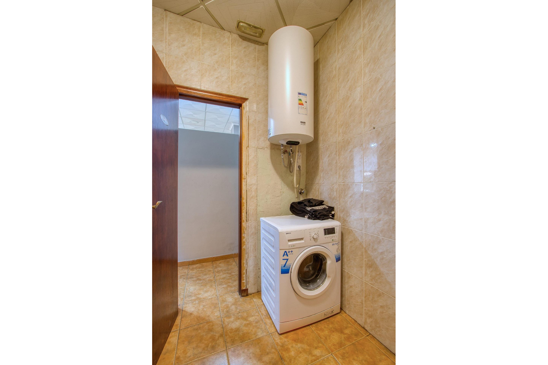 Resale - Commercial property - Torrevieja - Costa Blanca South