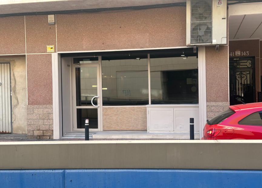 Resale - Commercial property - Torrevieja - Costa Blanca South