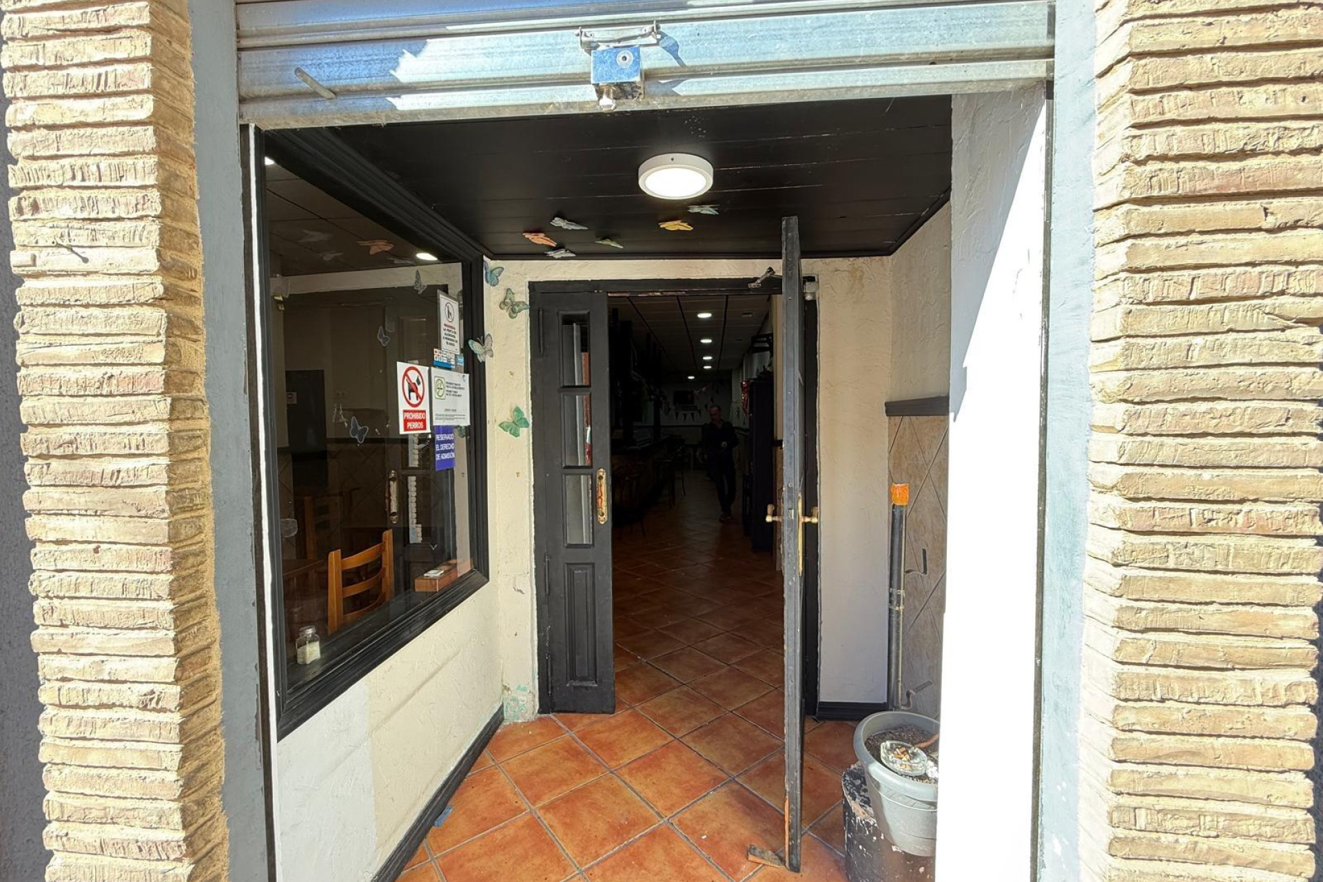 Resale - Commercial property - Torrevieja - Costa Blanca South