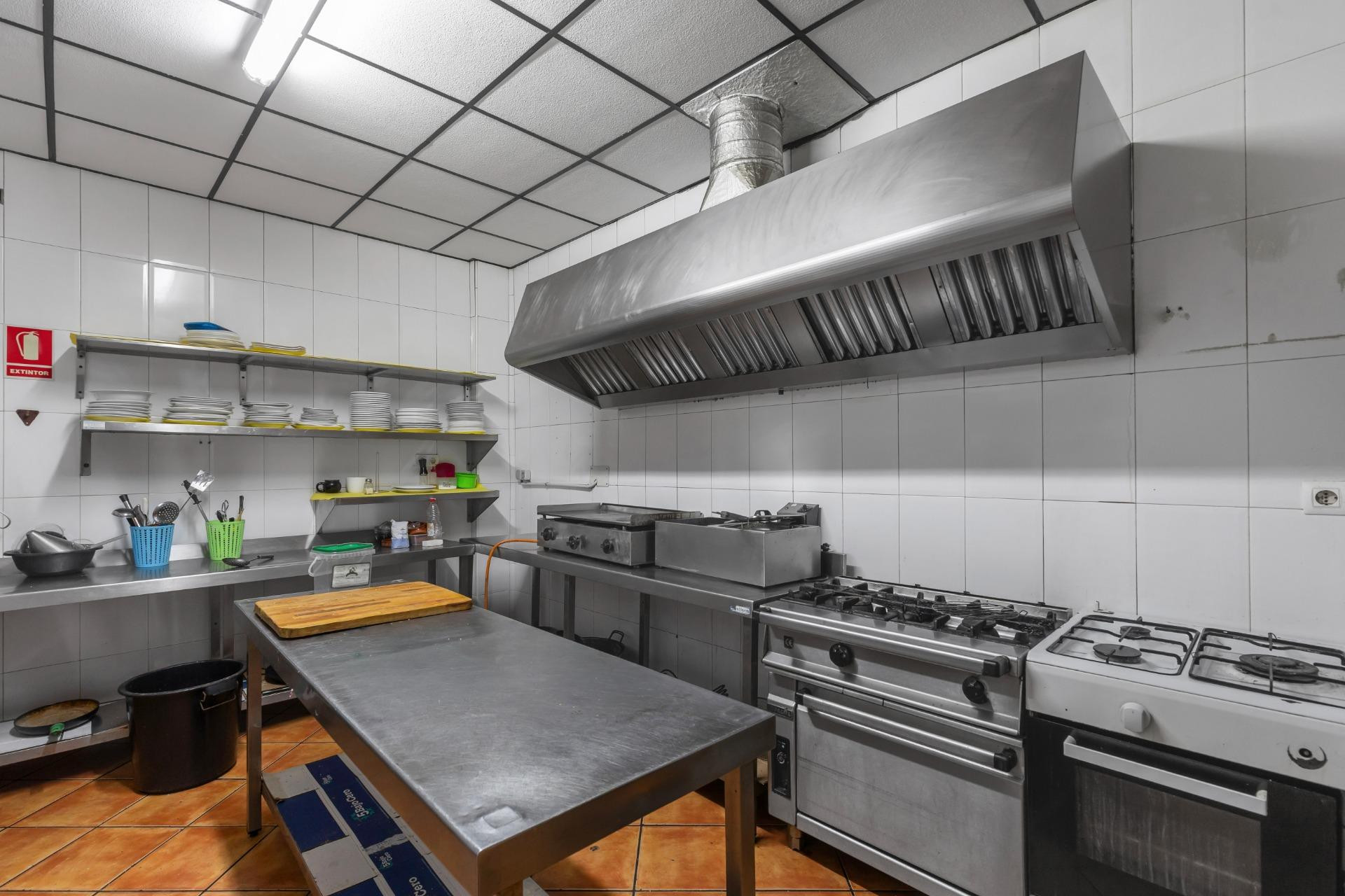 Resale - Commercial property - Torrevieja - Costa Blanca South