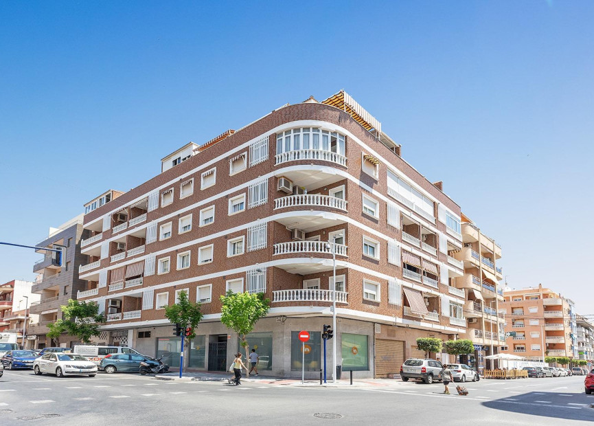 Resale - Commercial property - Torrevieja - Costa Blanca South