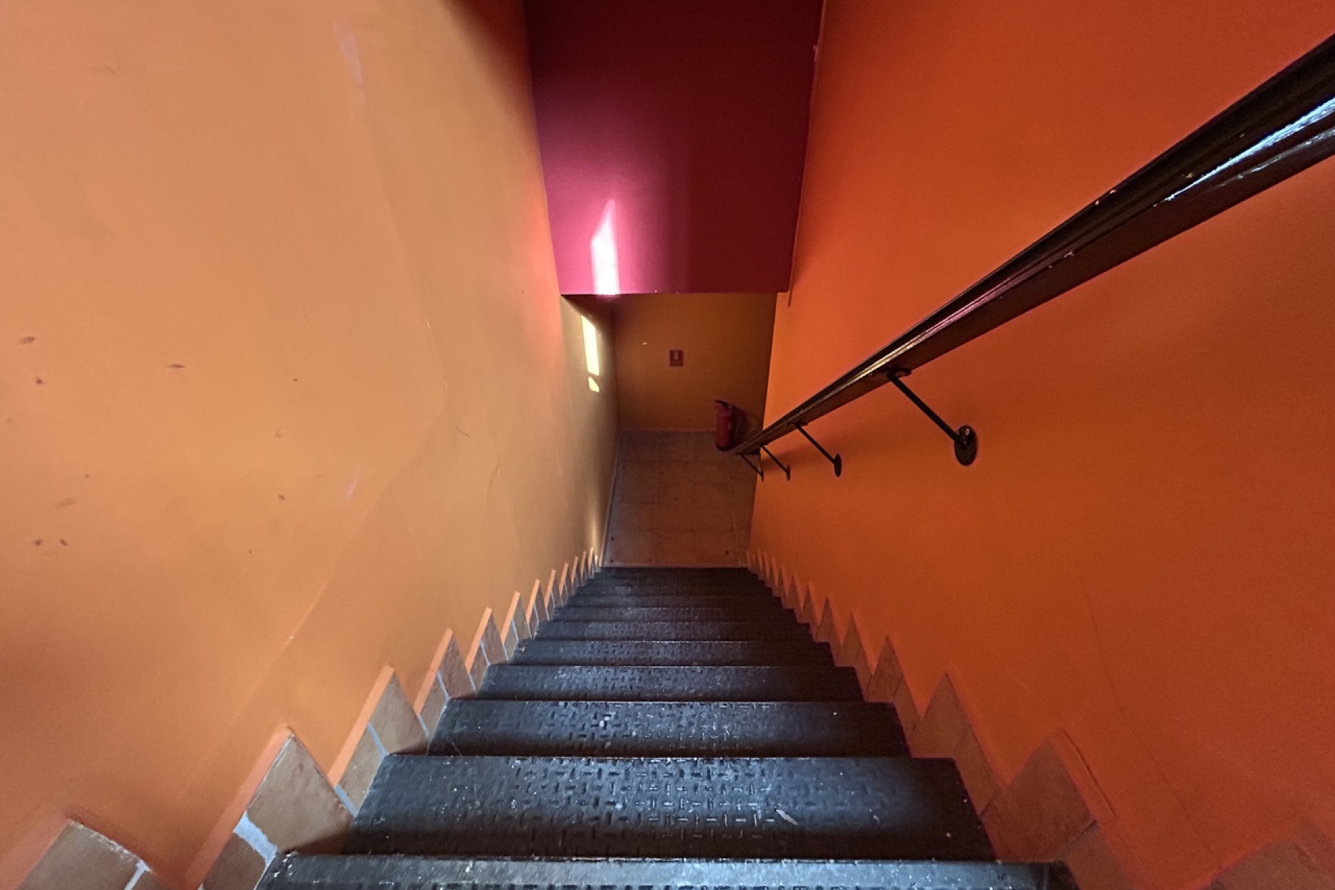 Resale - Commercial property - Villamartin - Costa Blanca South