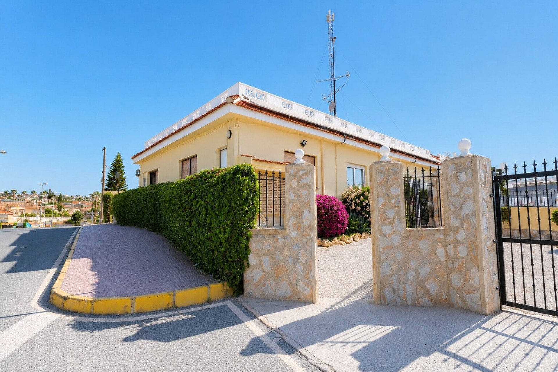 Resale - Commercial (Rental) - Ciudad Quesada - Rojales