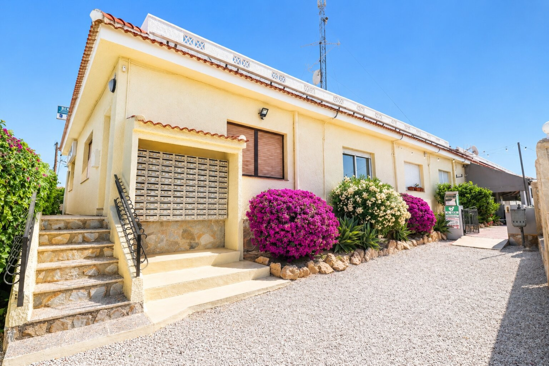 Resale - Commercial (Rental) - Ciudad Quesada - Rojales