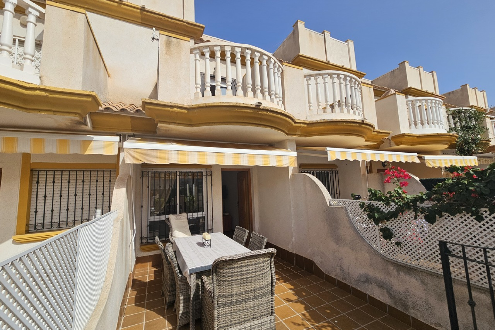 Resale - Villa - Cabo Roig - Orihuela Costa