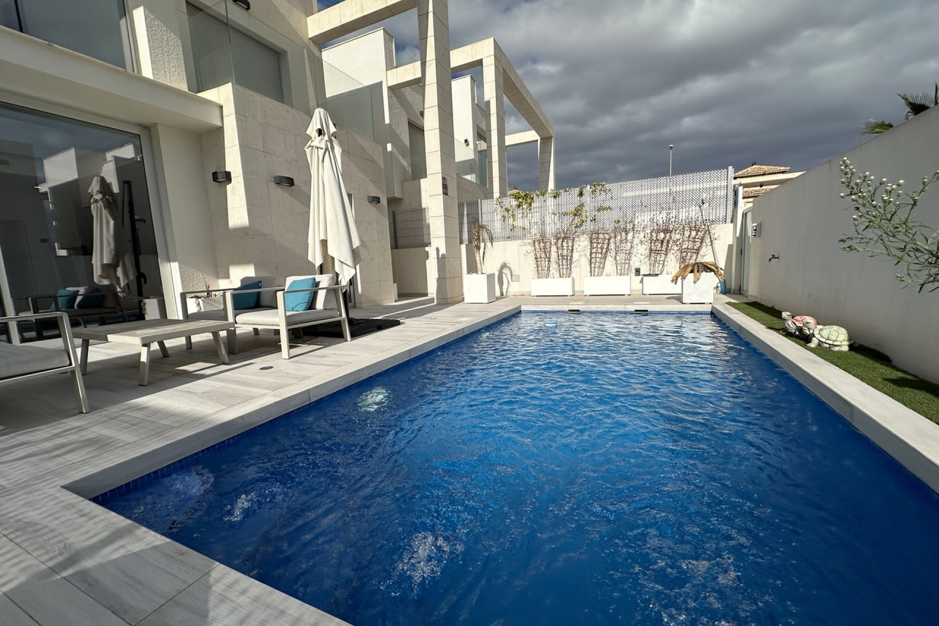 Resale - Villa - Cabo Roig - Orihuela Costa