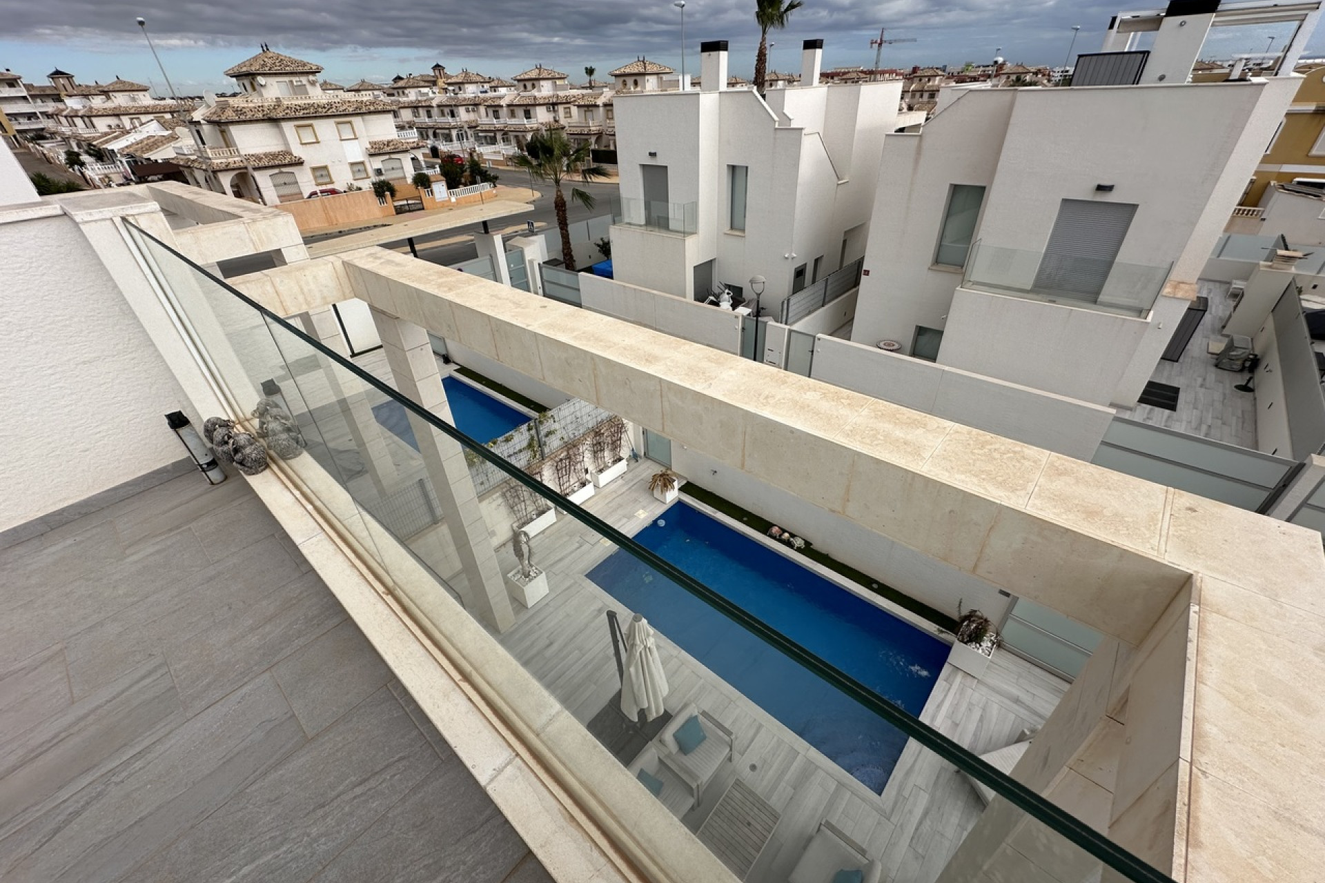 Resale - Villa - Cabo Roig - Orihuela Costa