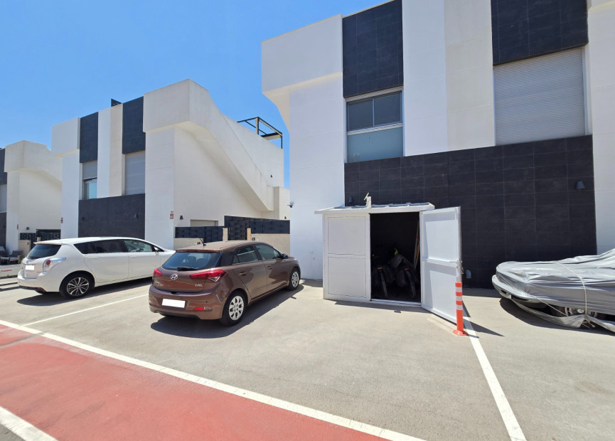 Resale - Villa * - Ciudad Quesada * - Doña Pepa *