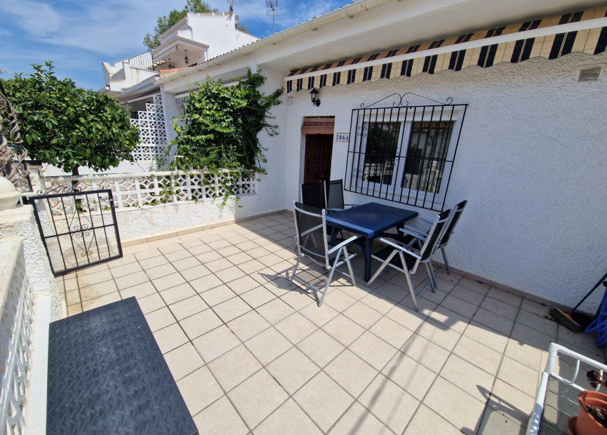 Resale - Villa - Guardamar del Segura - Guardamar