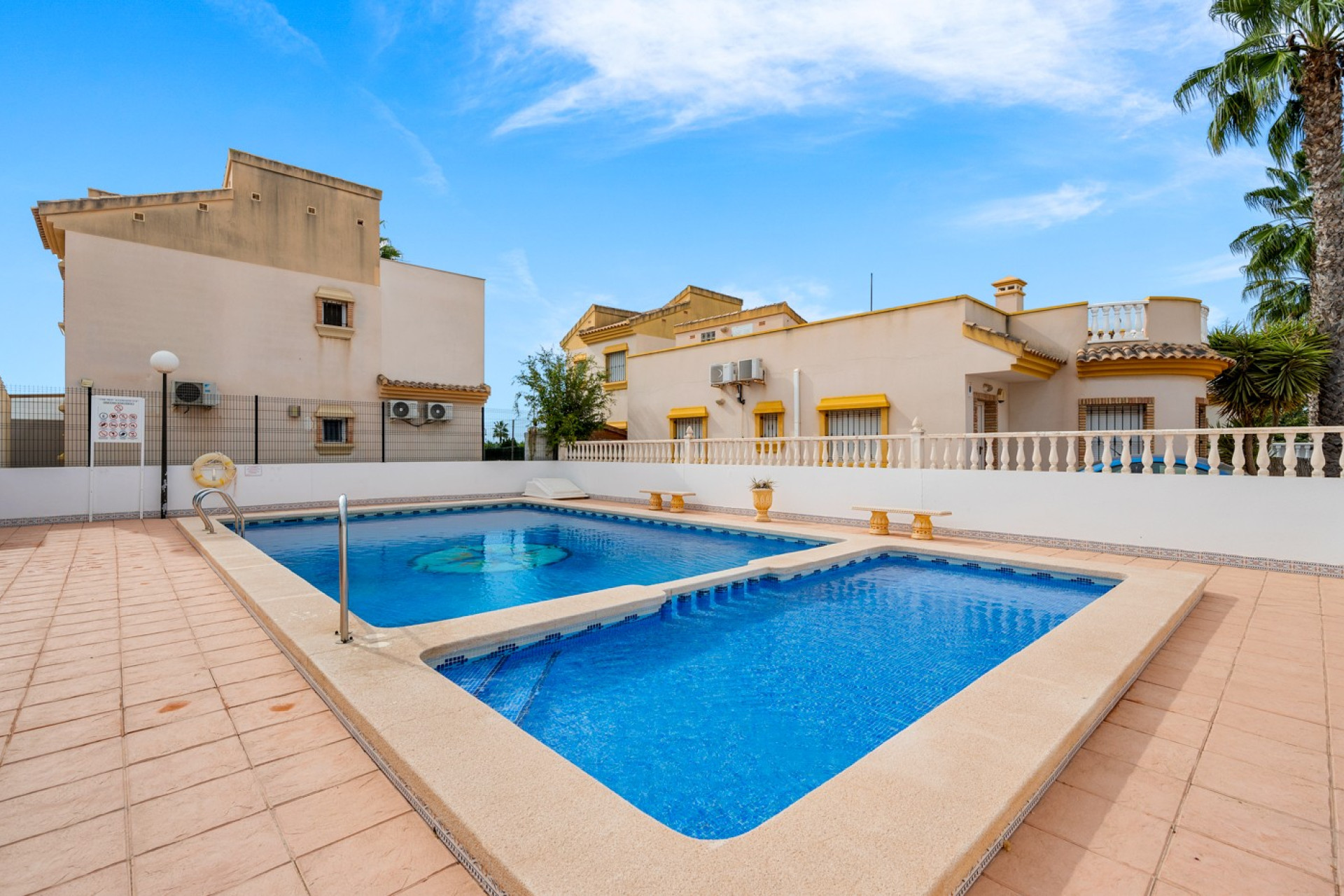 Resale - Villa - Guardamar del Segura - Guardamar