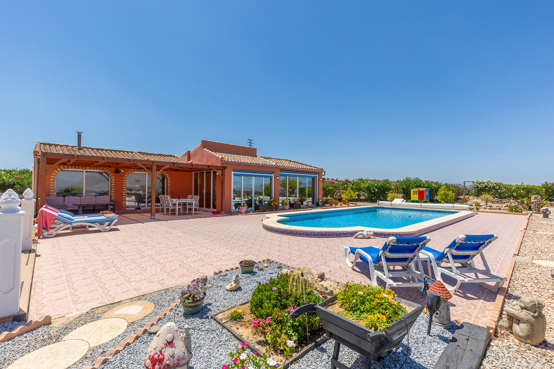 Resale - Villa - Jacarilla - Orihuela