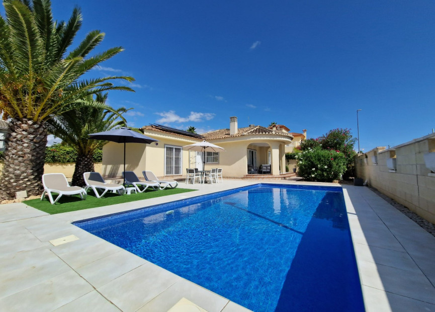 Resale - Villa - La Marina - Rojales