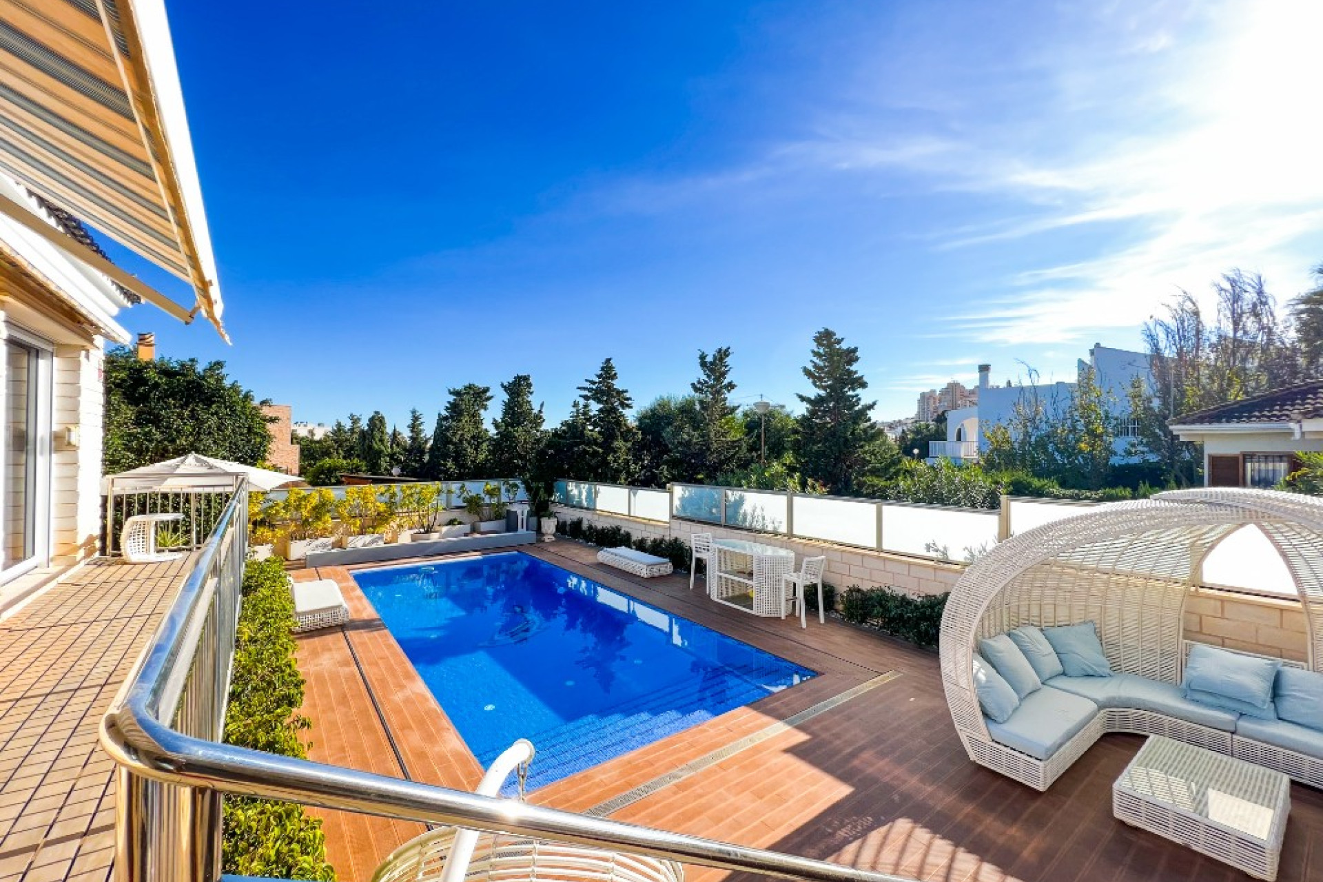 Resale - Villa - La Mata - Torrevieja