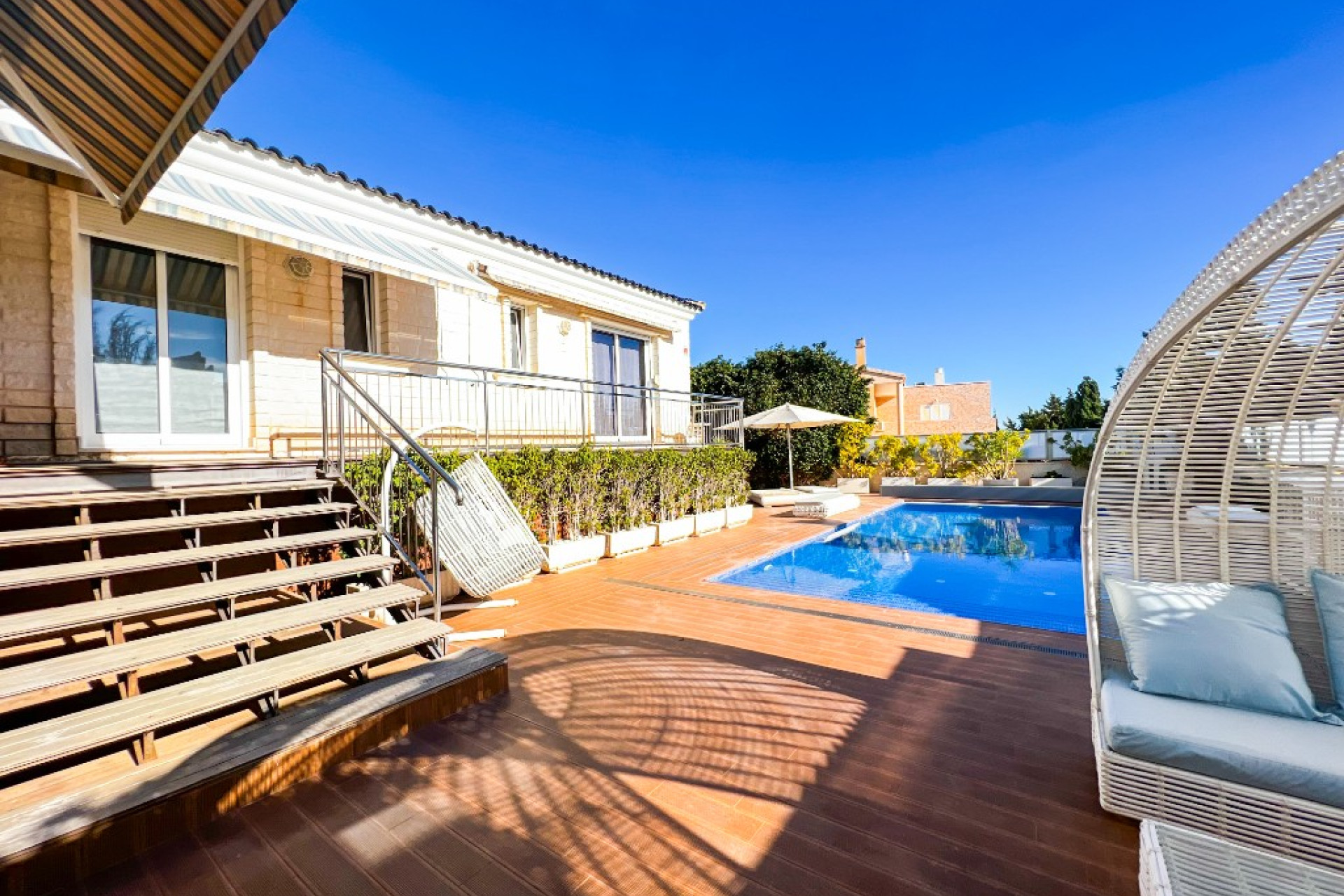 Resale - Villa - La Mata - Torrevieja