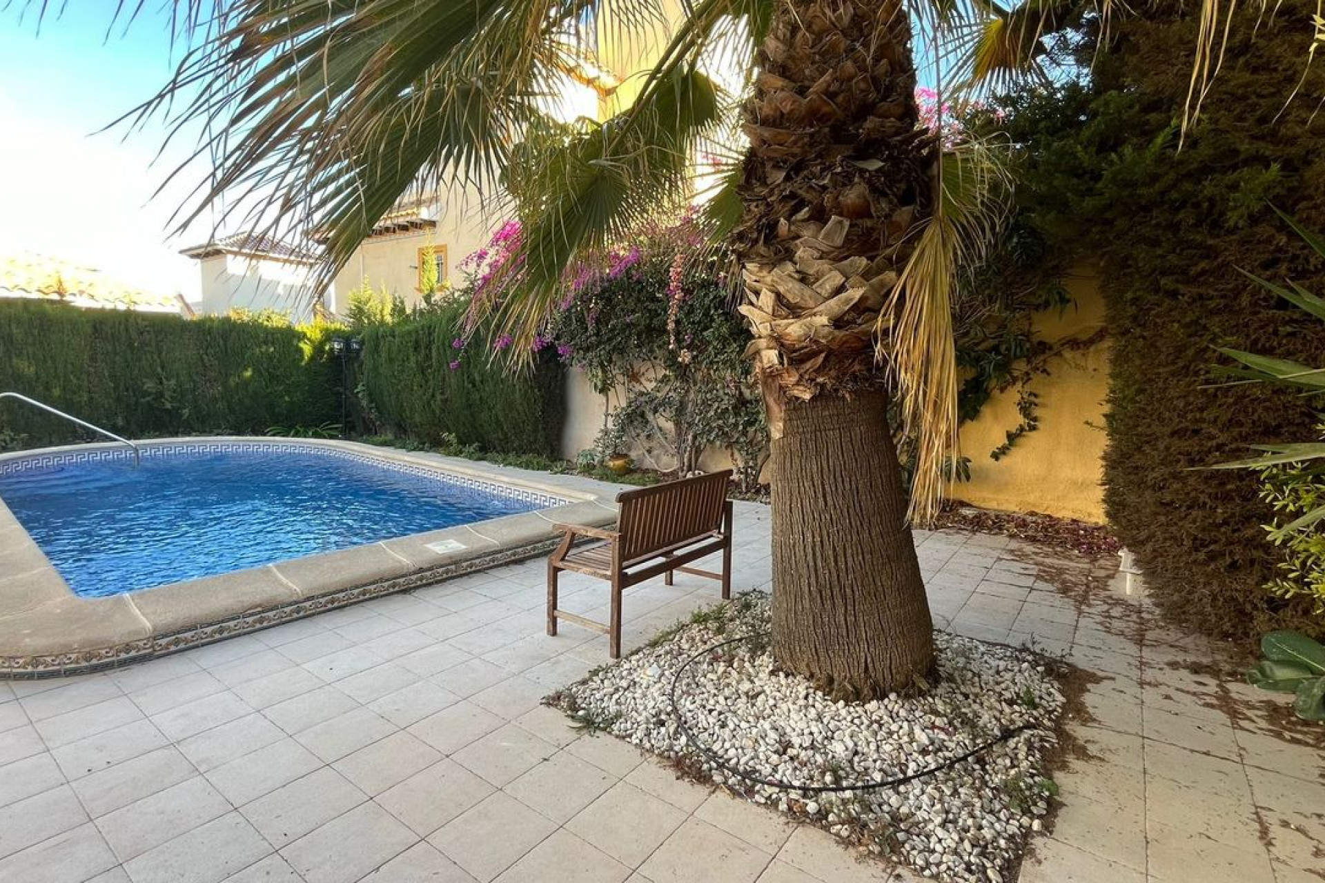 Resale - Villa - La Zenia - Orihuela Costa