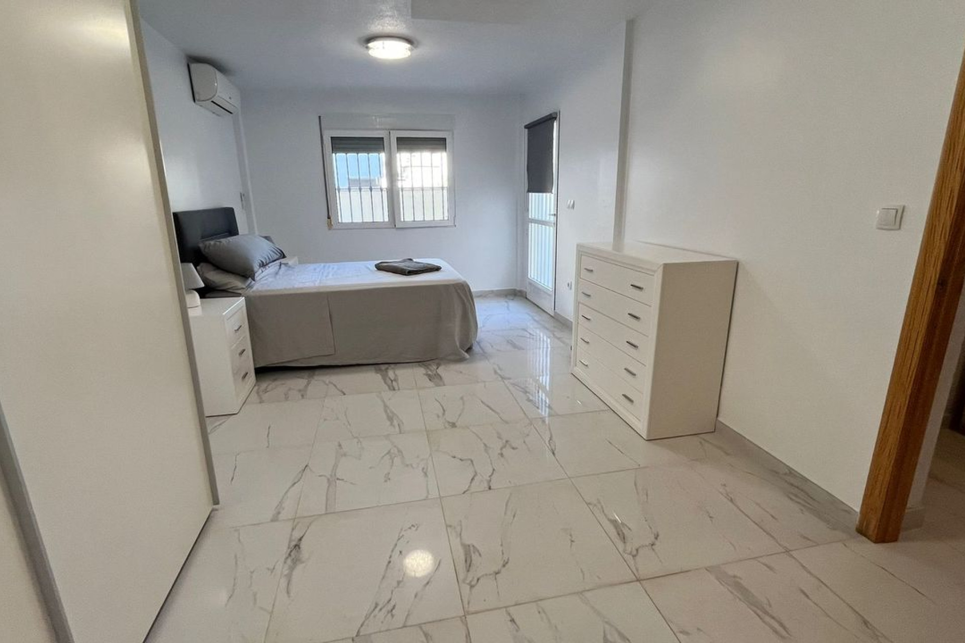 Resale - Villa - La Zenia - Orihuela Costa