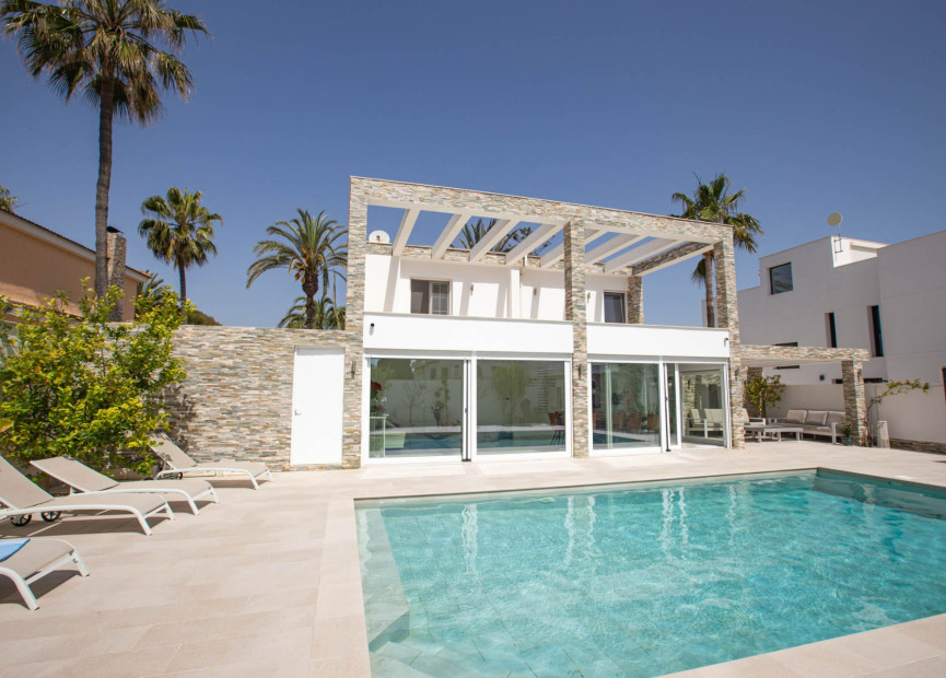 Resale - Villa - La Zenia - Orihuela Costa