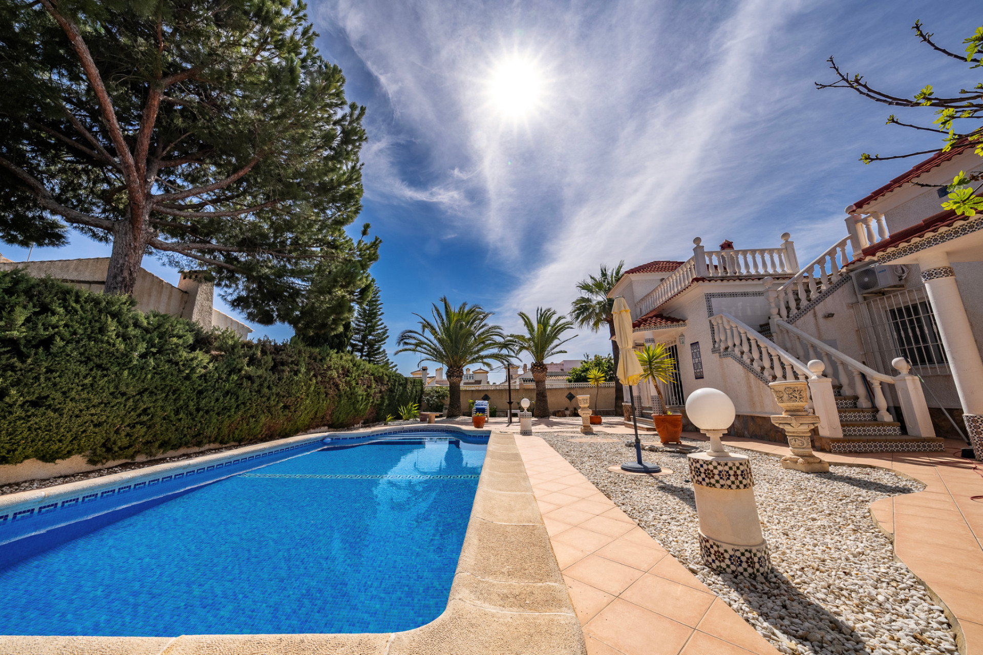 Resale - Villa - La Zenia - Orihuela Costa