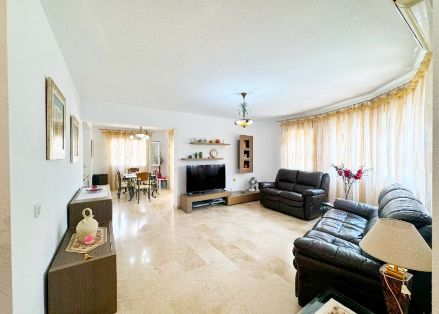 Resale - Villa - Las Ramblas - Orihuela Costa