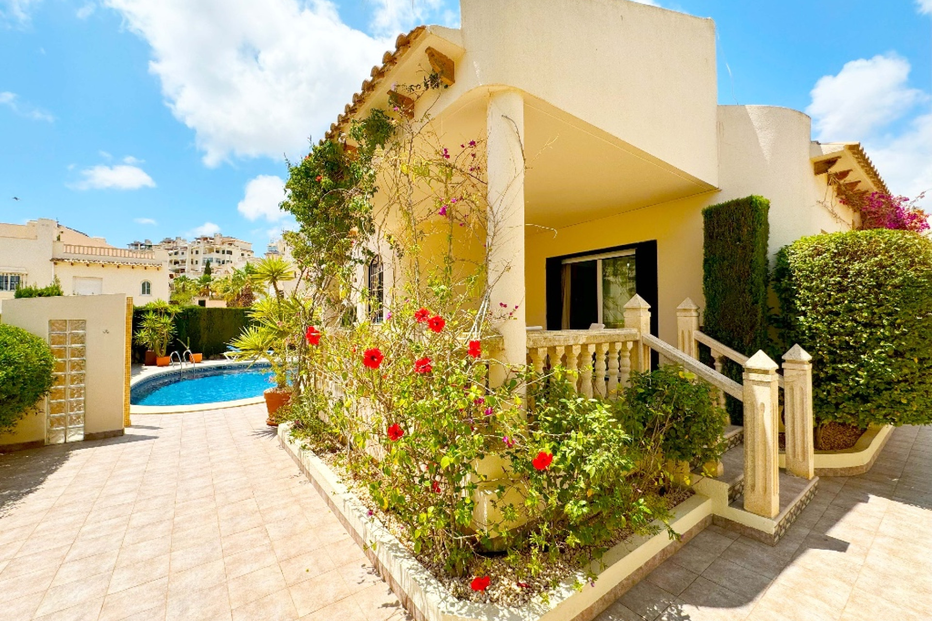 Resale - Villa - Las Ramblas - Orihuela Costa