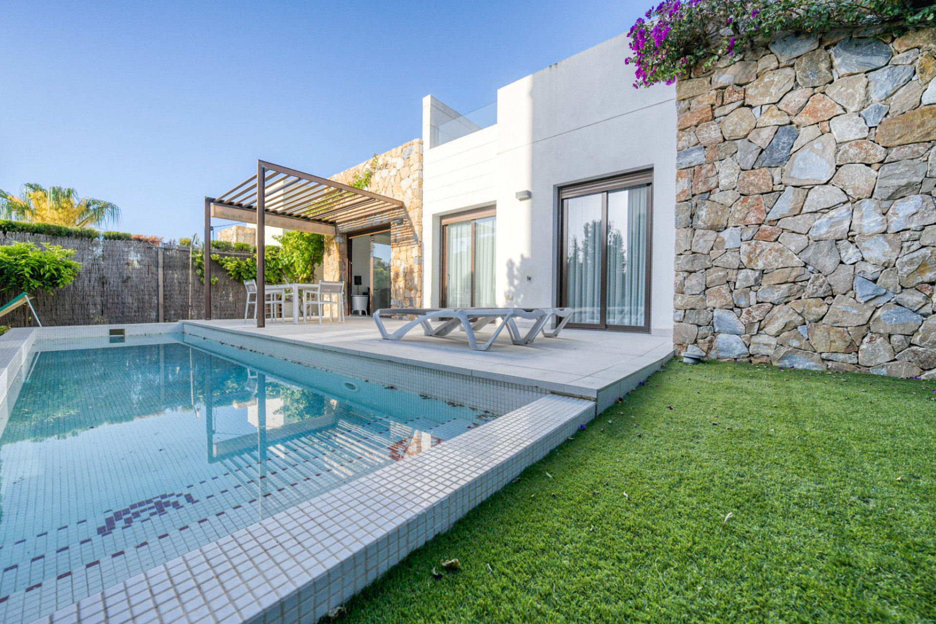 Resale - Villa - Lomas de Cabo Roig - Orihuela Costa