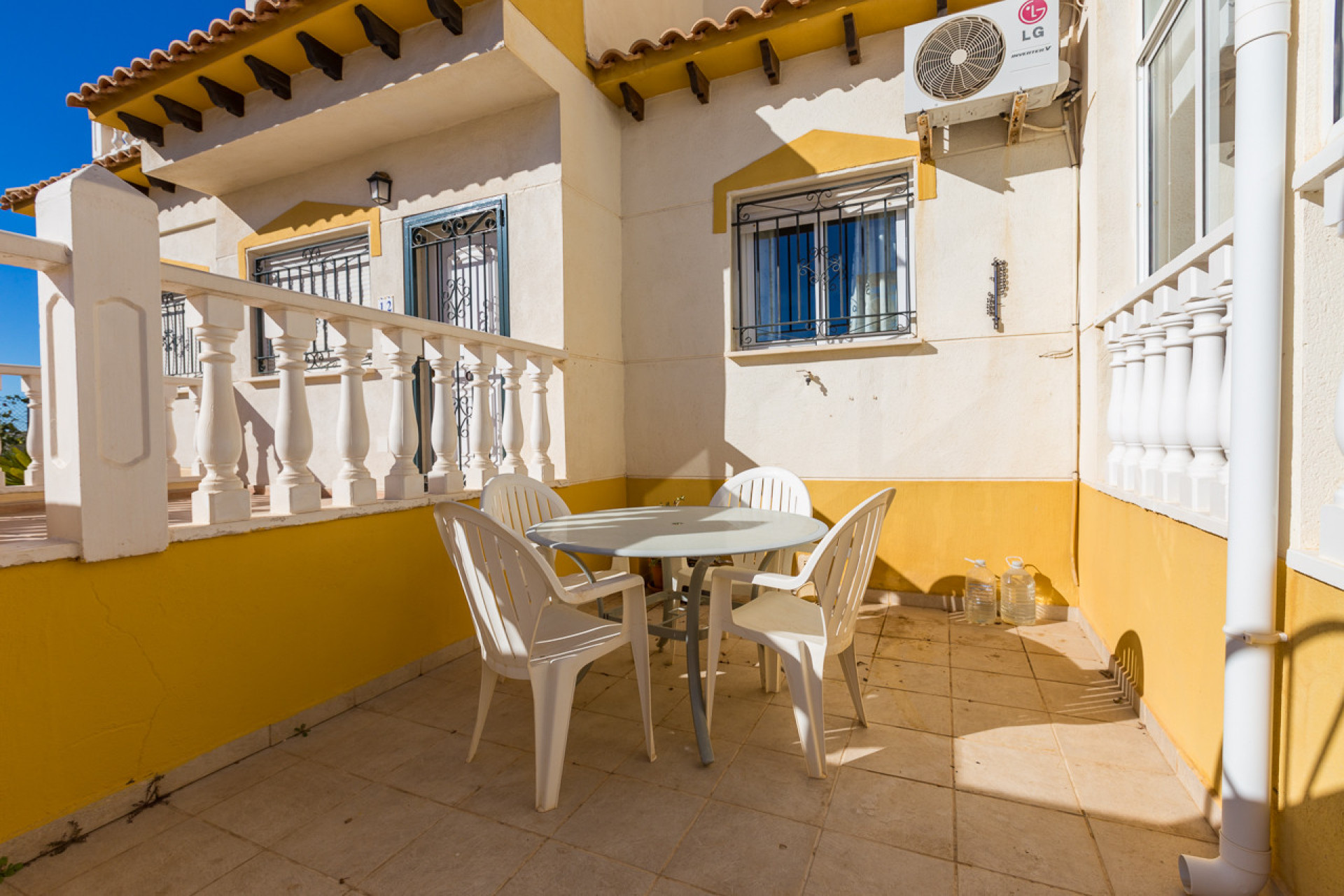 Resale - Villa - Los Altos - Orihuela Costa