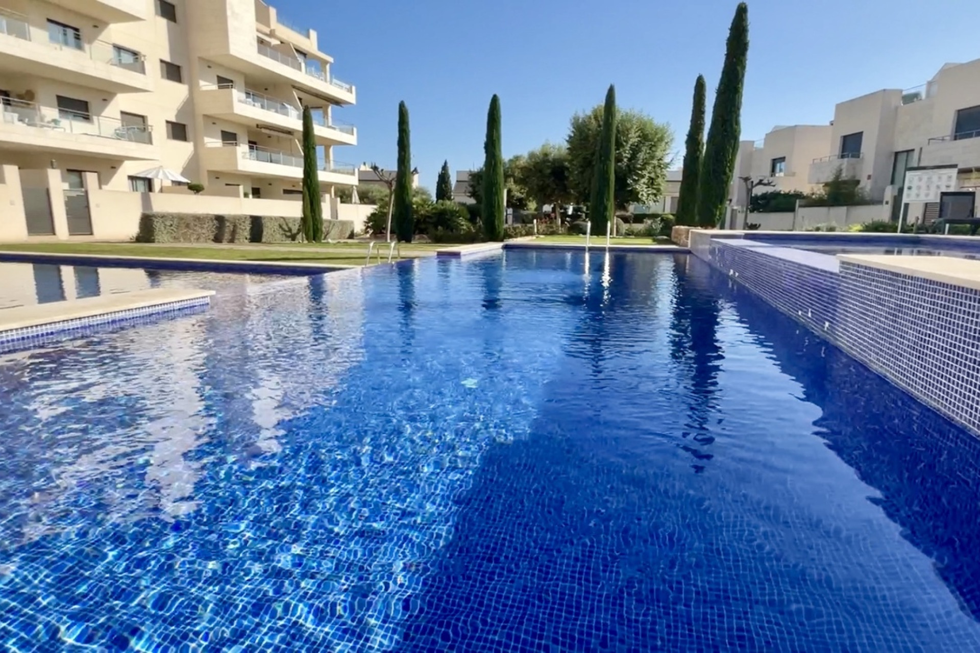 Resale - Villa - Los Dolses - Orihuela Costa