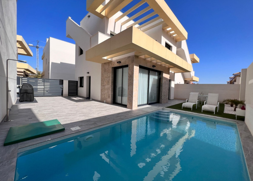 Resale - Villa - Los Montesinos - Torrevieja