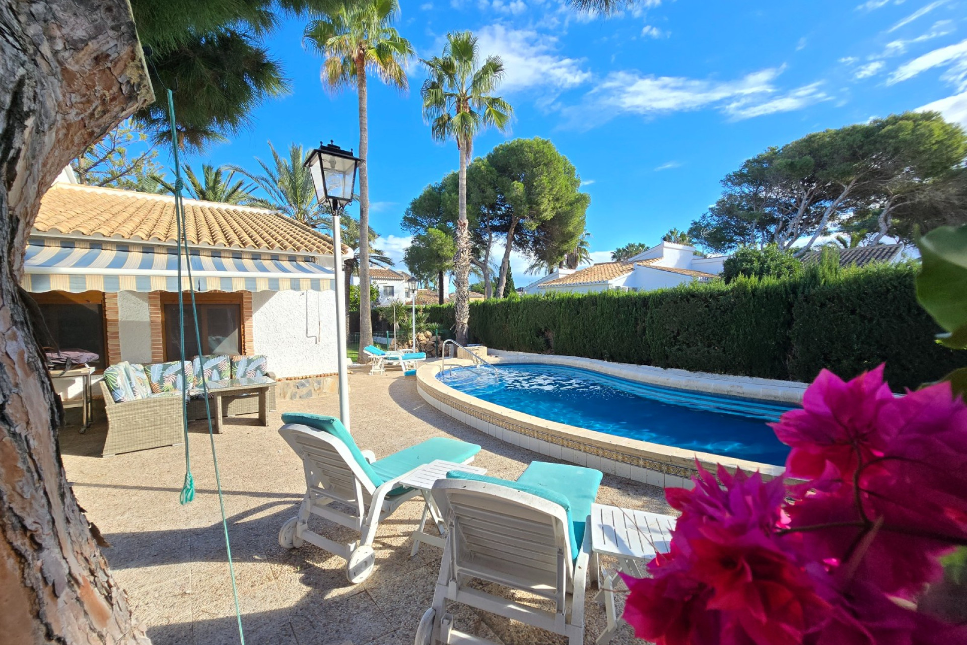 Resale - Villa * - Orihuela Costa - Costa Blanca South