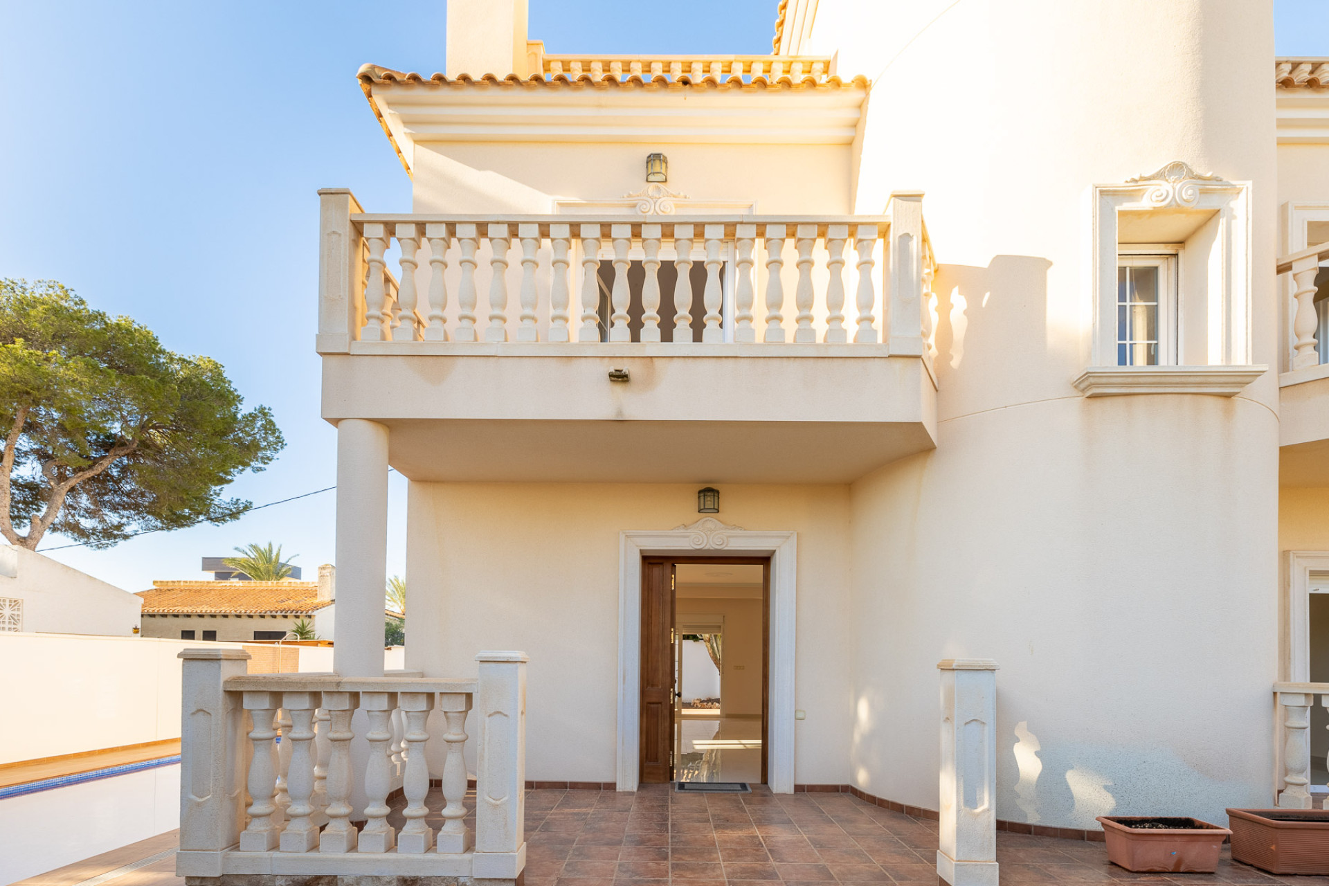 Resale - Villa - Orihuela Costa