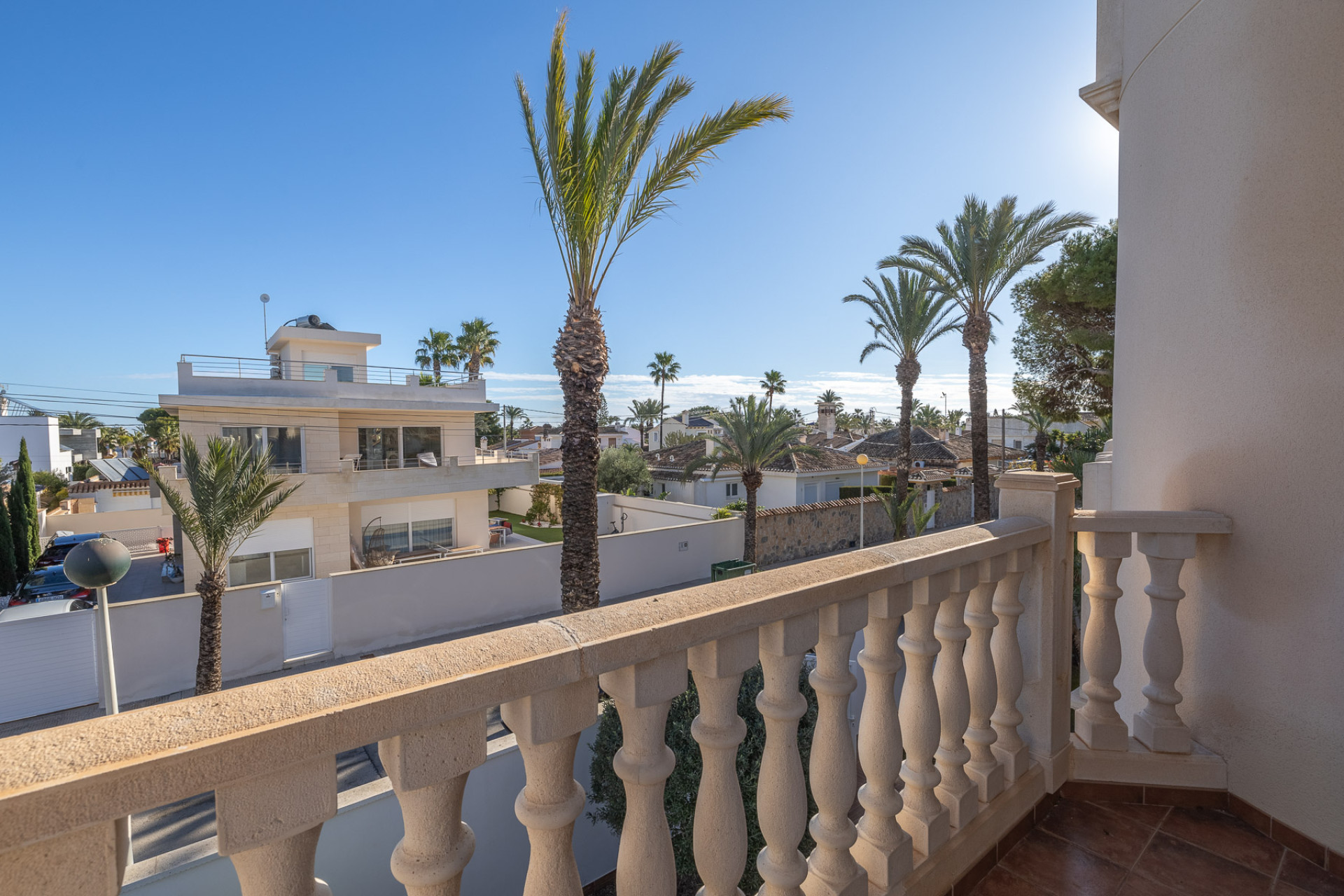 Resale - Villa - Orihuela Costa