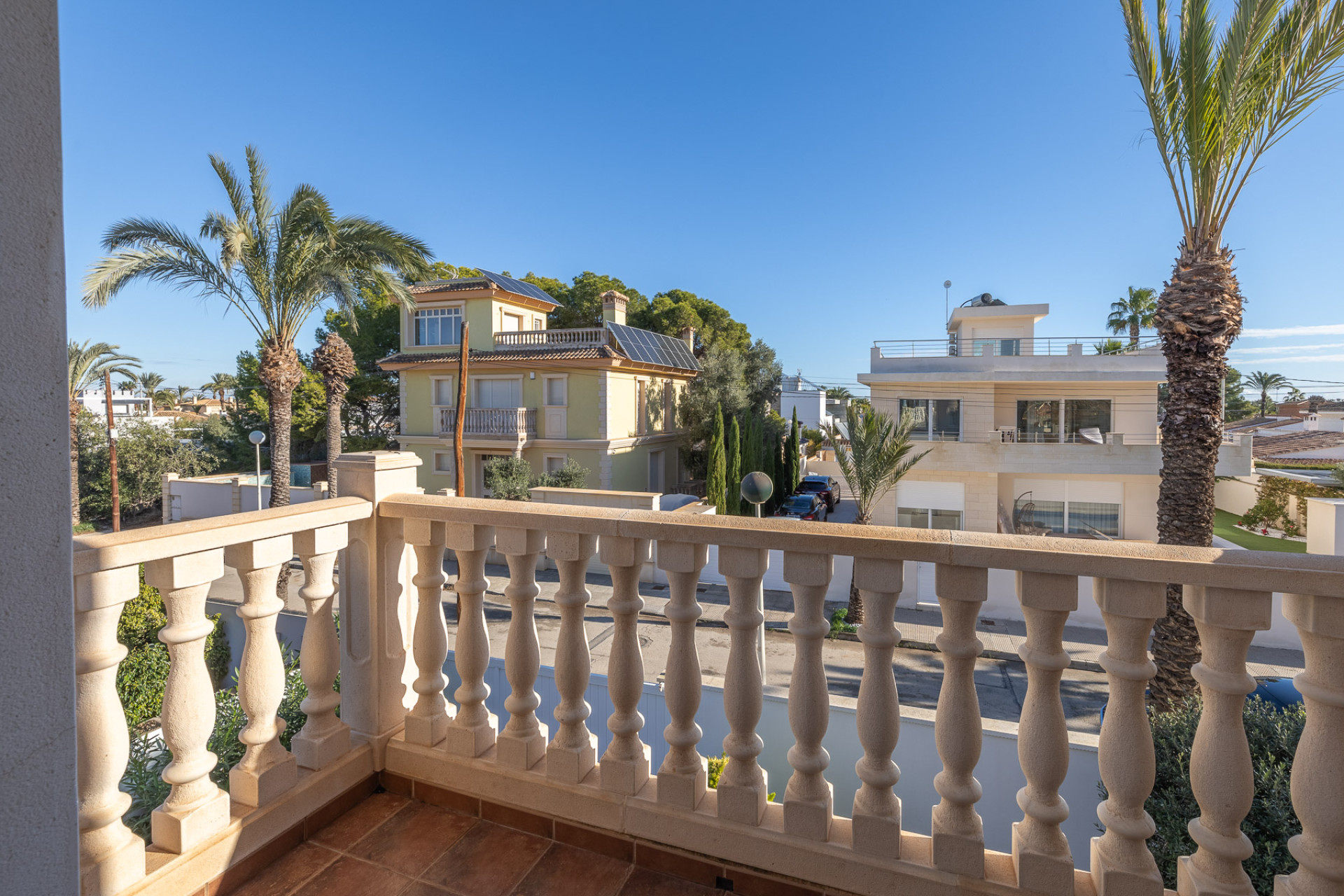 Resale - Villa - Orihuela Costa