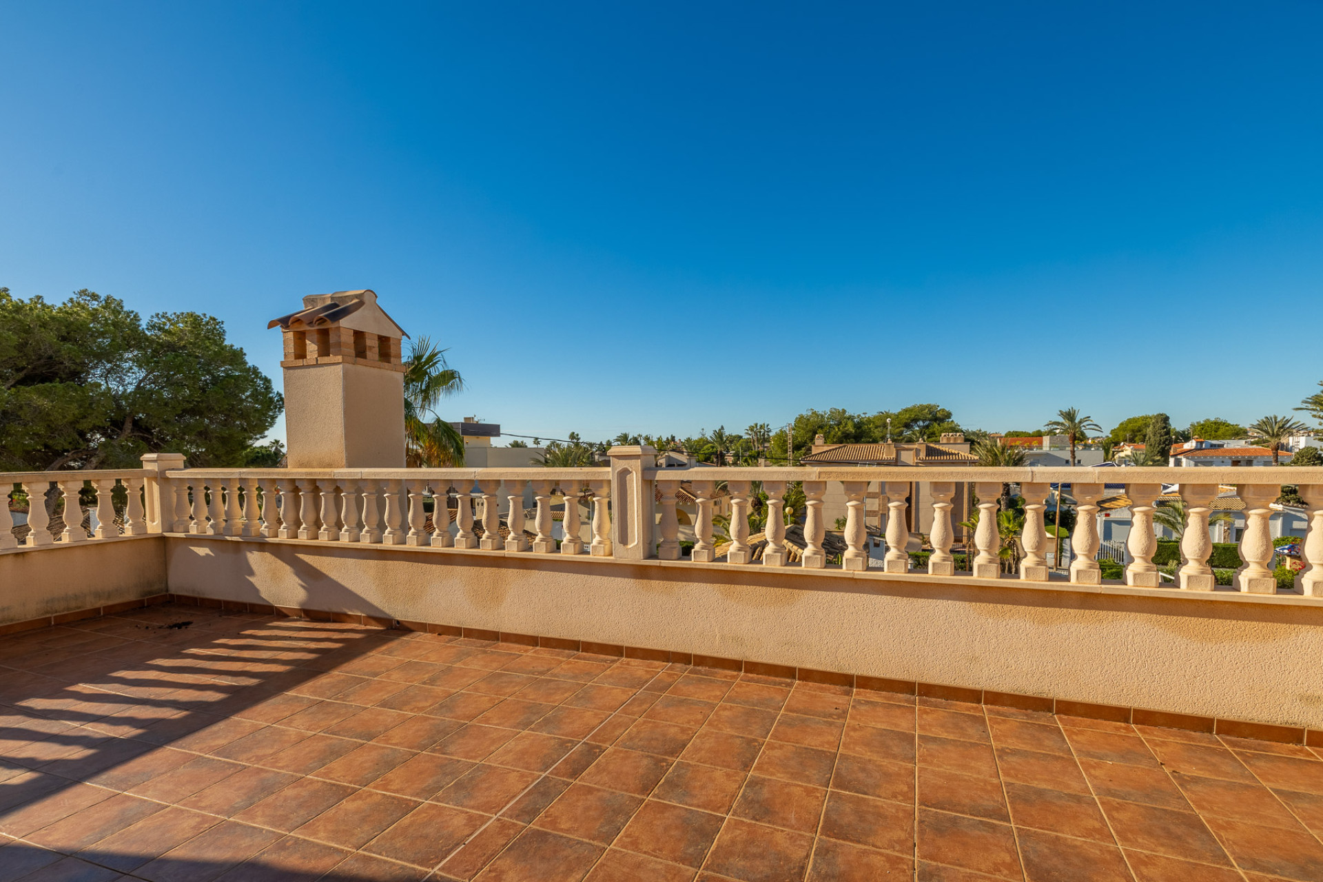 Resale - Villa - Orihuela Costa