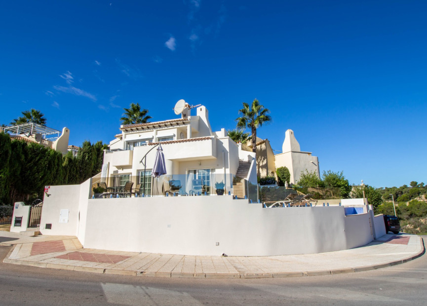 Resale - Villa - Orihuela Costa